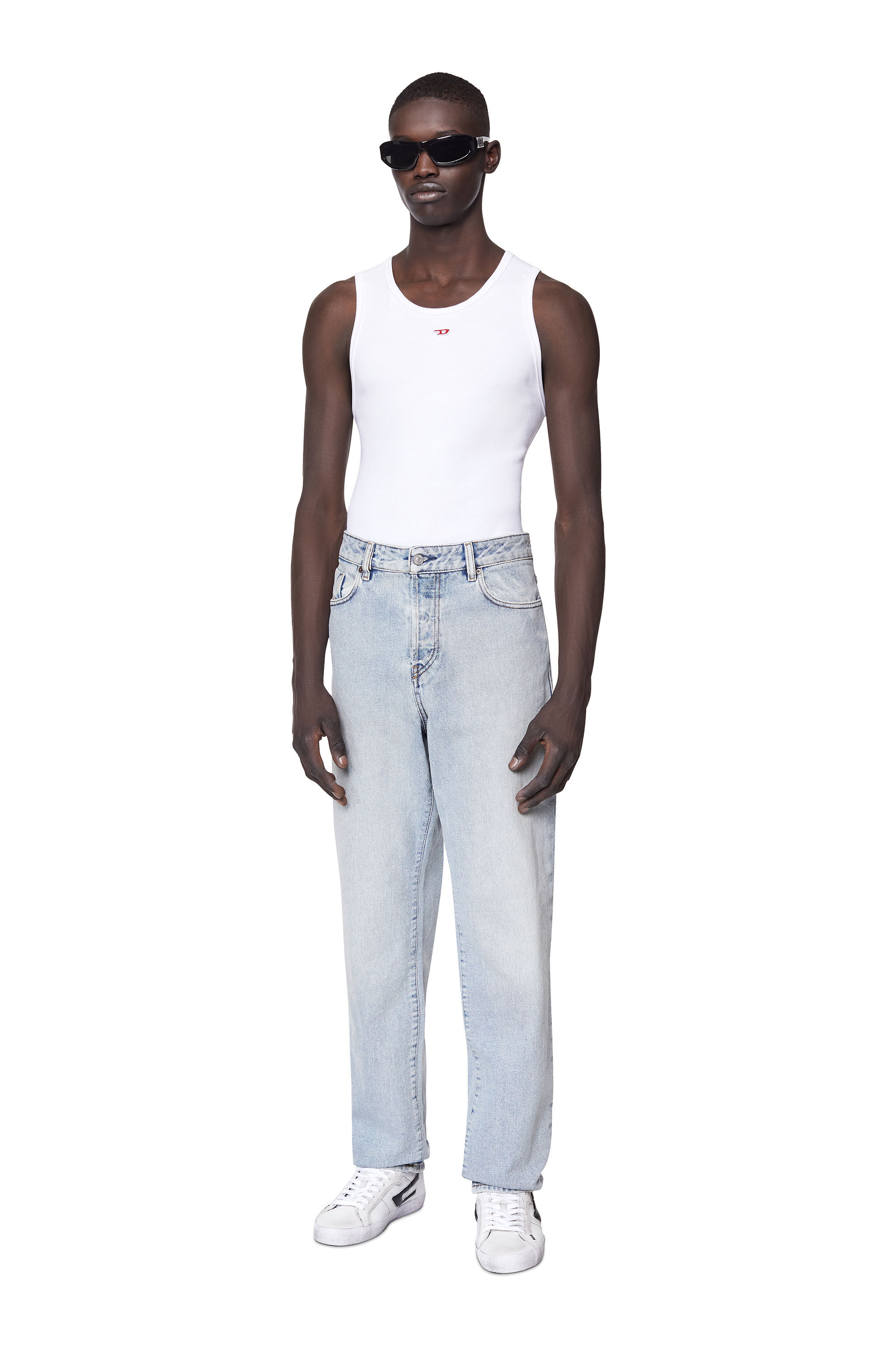 Diesel - S-LEROJI LOW, Male's S-Leroji Low - Low-top leather sneakers with D logo in White - 8