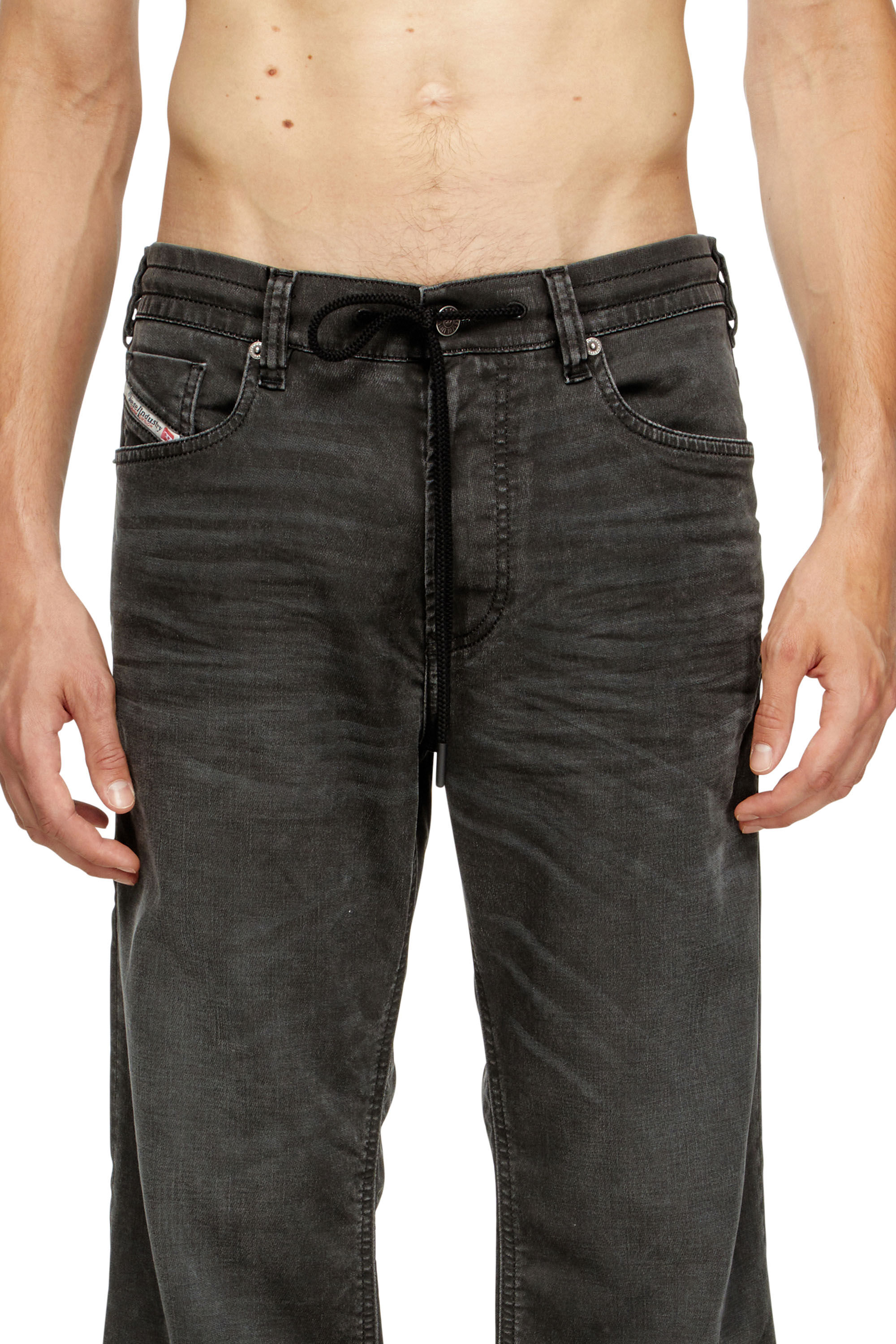 Men's Relaxed Jeans | Black/Dark grey | Diesel 2080 D-Reel Joggjeans®