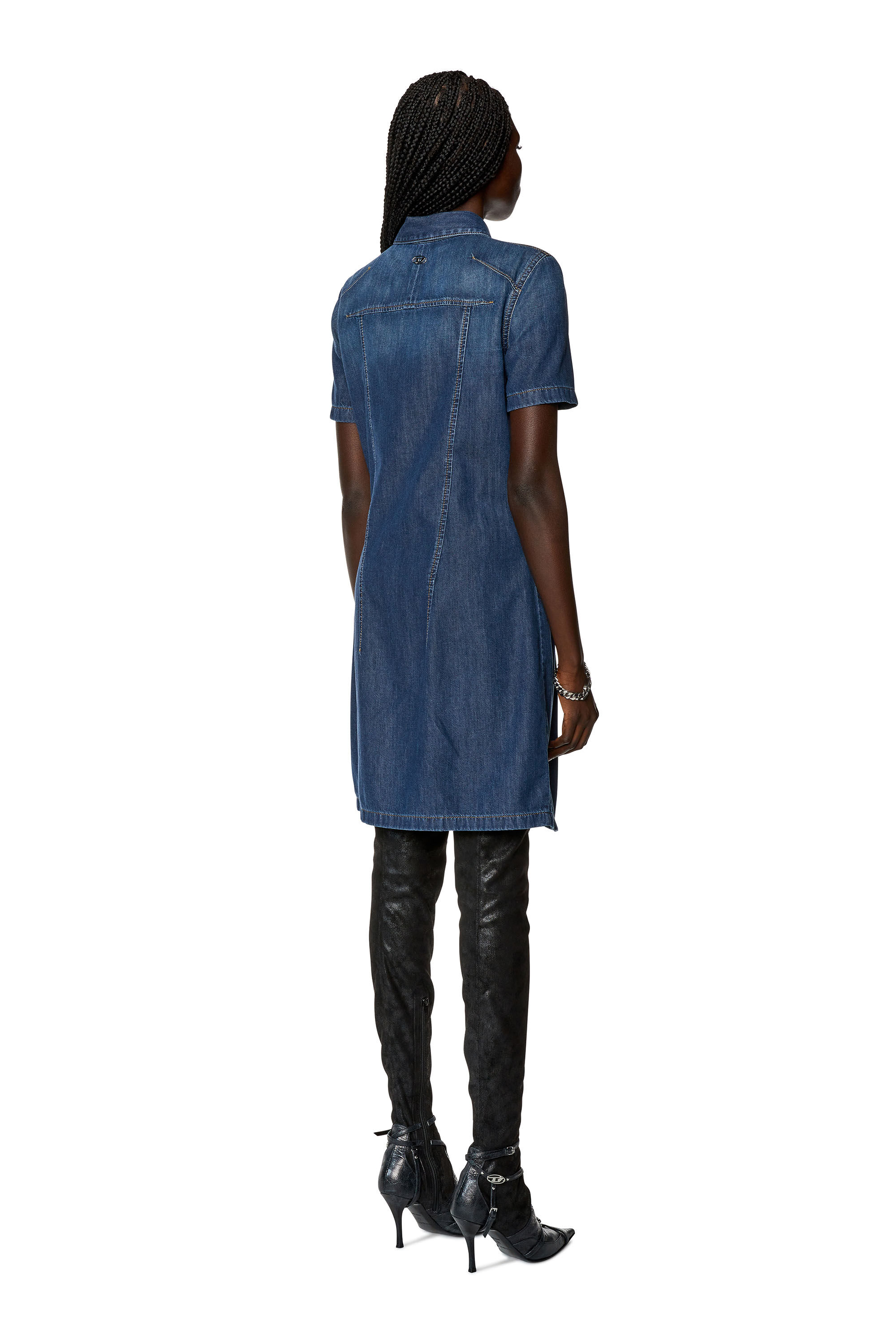 Diesel - DE-SHIRTY, Robe chemise boutonnée en denim stretch Femme in Bleu - 3