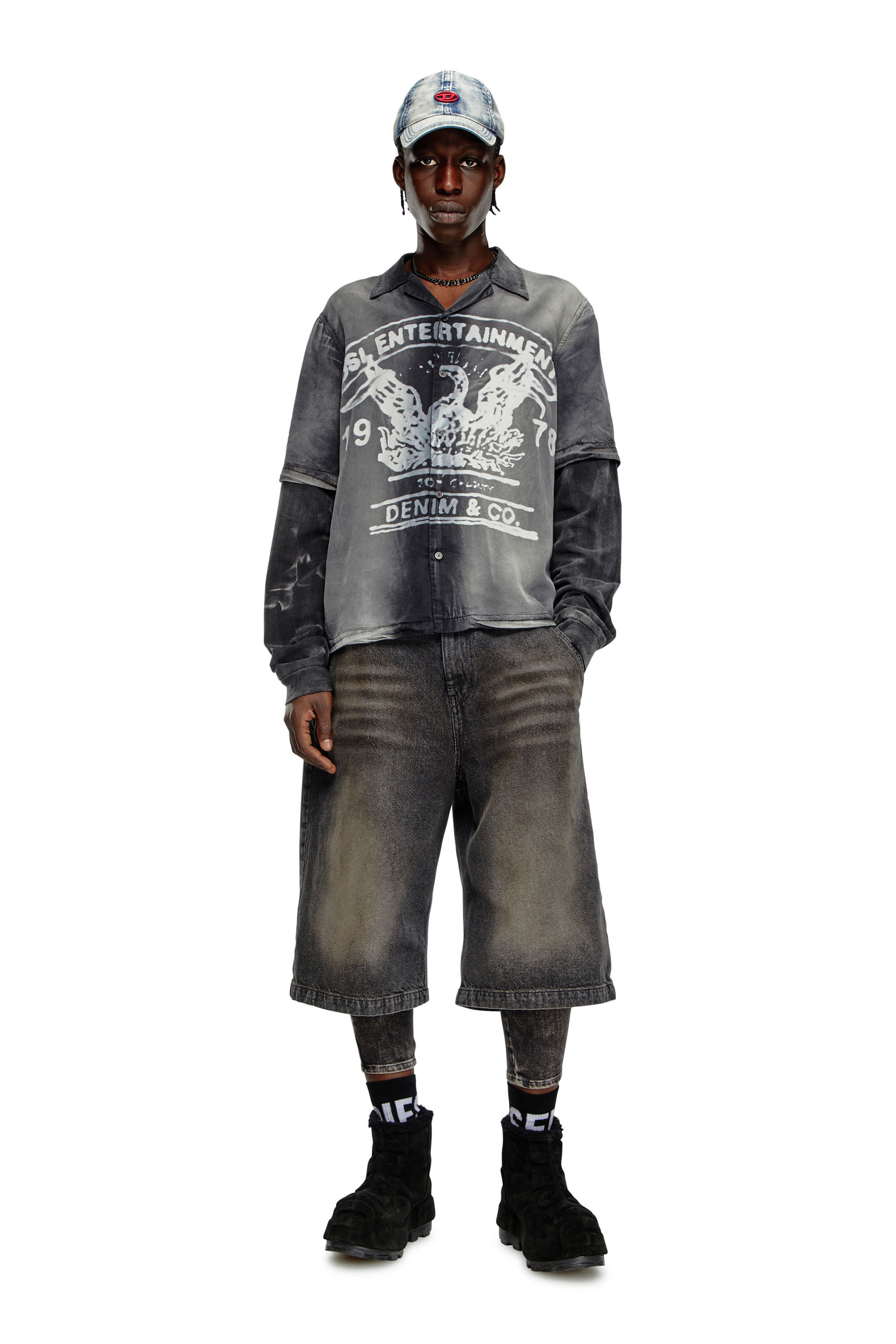 Diesel - S-EEKLO, Male's Faded bowling shirt with logo graphic in Black/Grey - 1