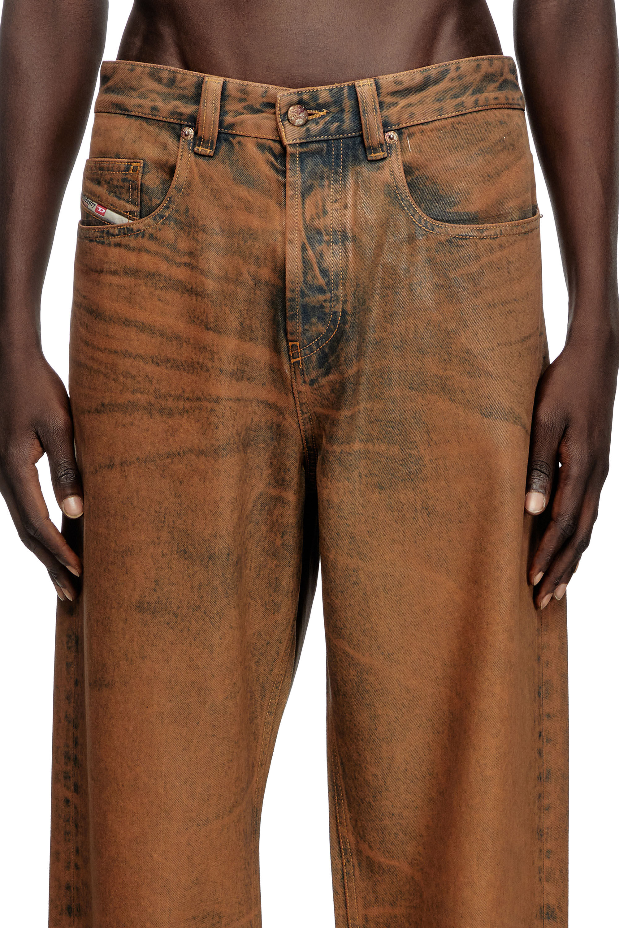 Diesel - Relaxed Jeans 2001 D-Macro 09K82 Homme, Marron - Image 5