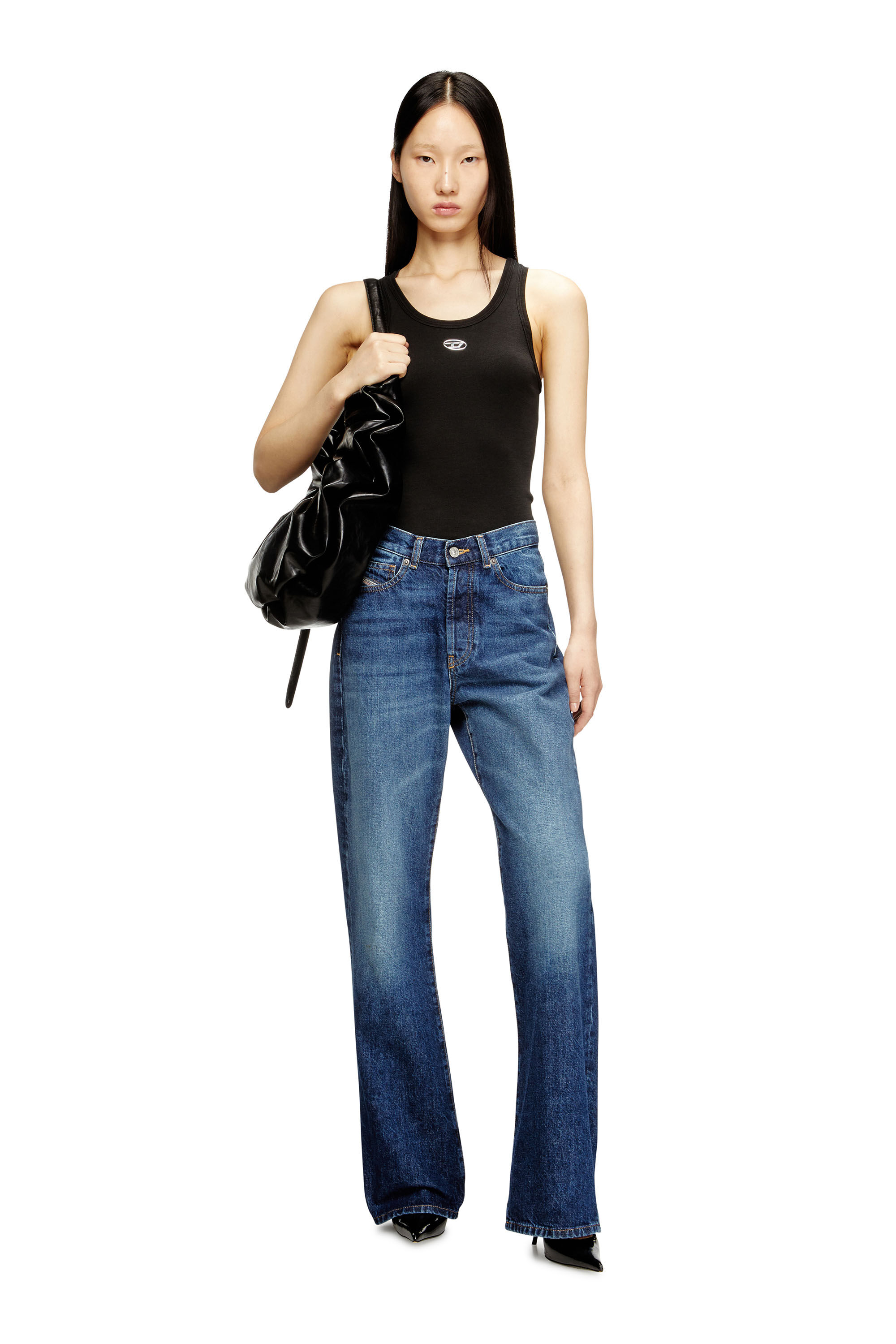 洗練されたデザイン　DIESEL 　T-ANKI-OD M A19908 Women's Slim ribbed tank top with metallic Oval D | Black | Diesel
