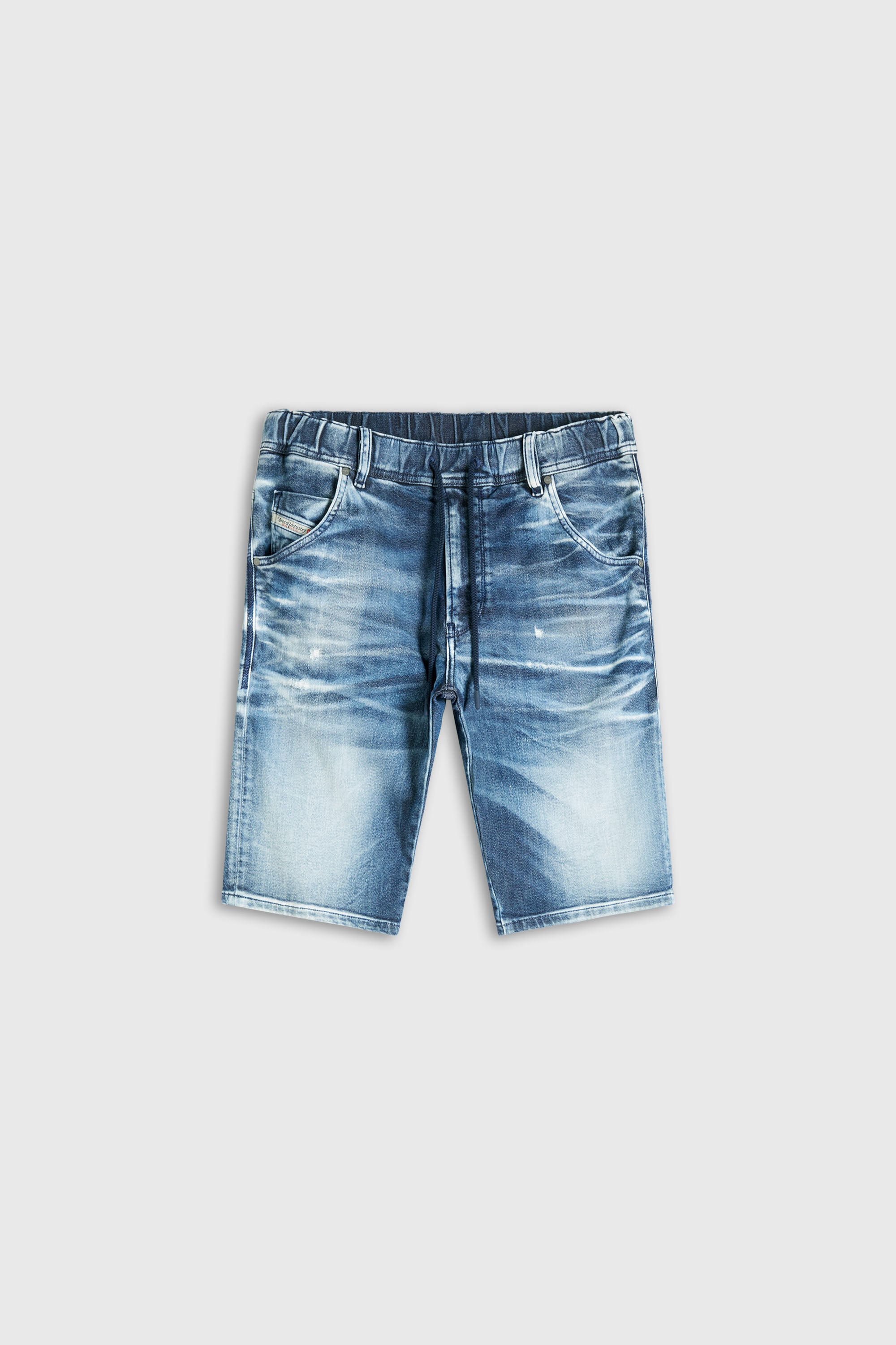 Diesel - D-KROOSHORT JOGGJEANS, Shorts de JoggJeans&reg; tratados Hombre in Azul marino - 2