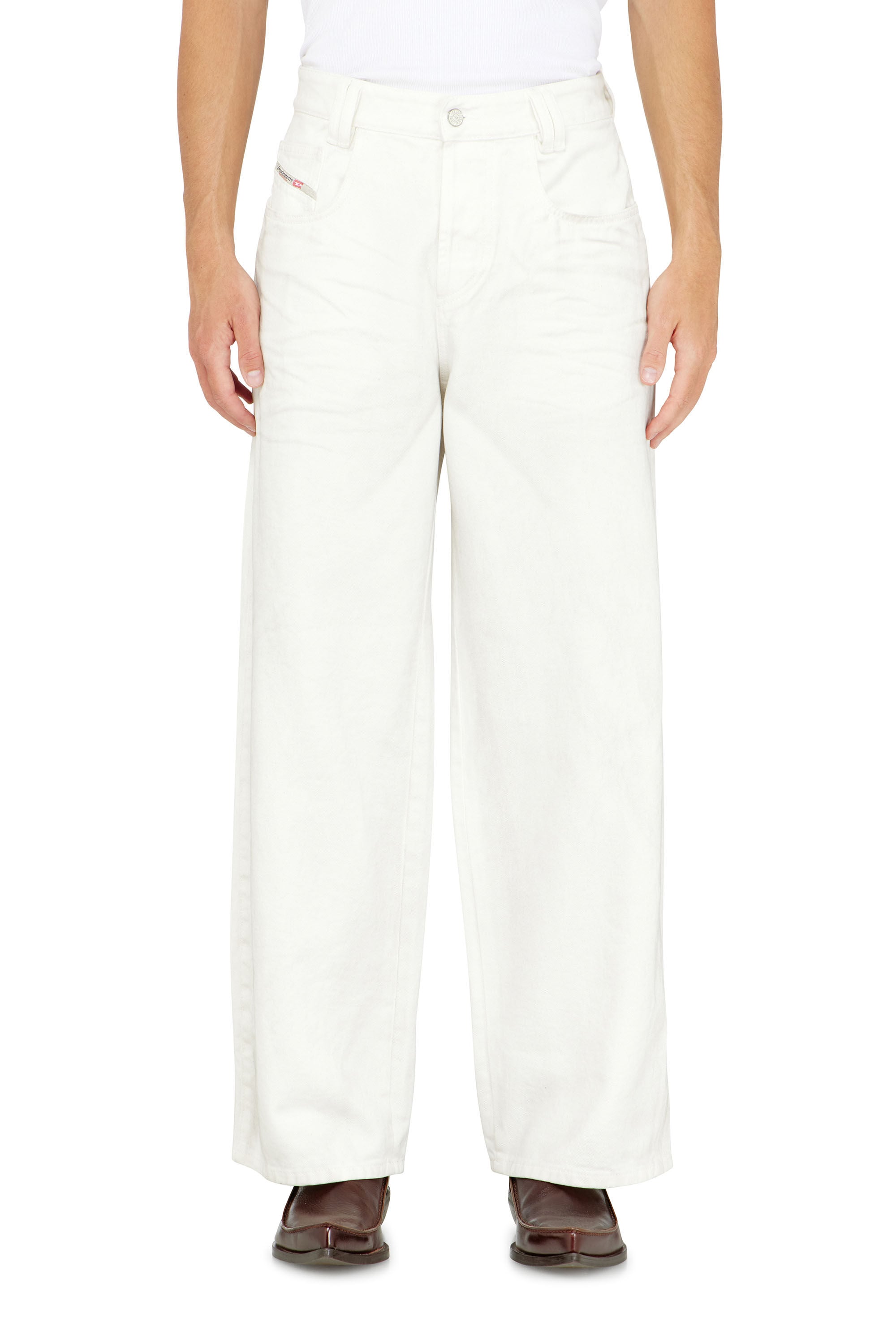 Diesel - Relaxed Jeans 1982 D-Hakou 007GG Mixte, Blanc - Image 4