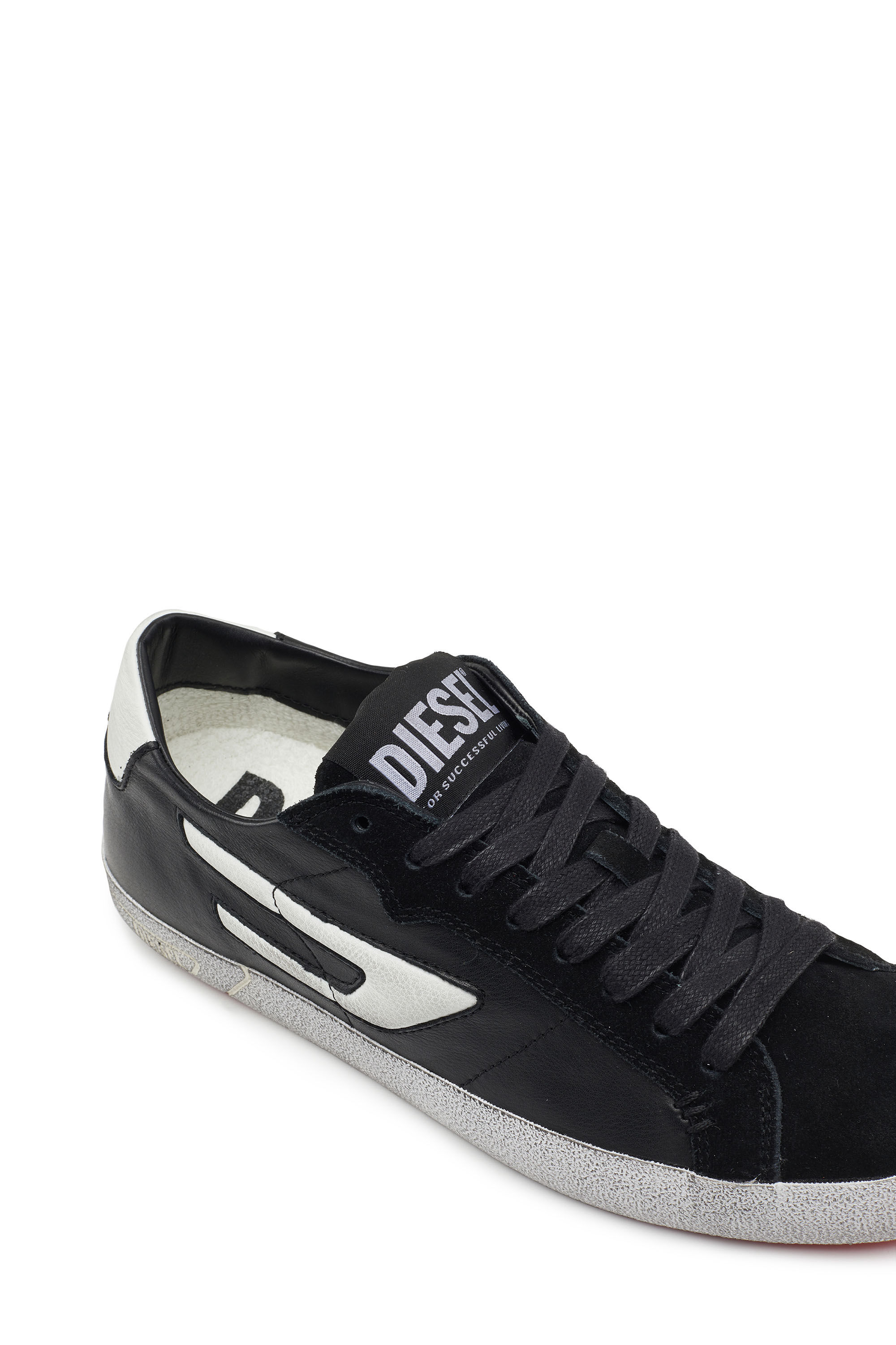 Diesel - S-LEROJI LOW W, Woman's S-Leroji Low W - Low-top leather sneakers with D logo in Black - 6