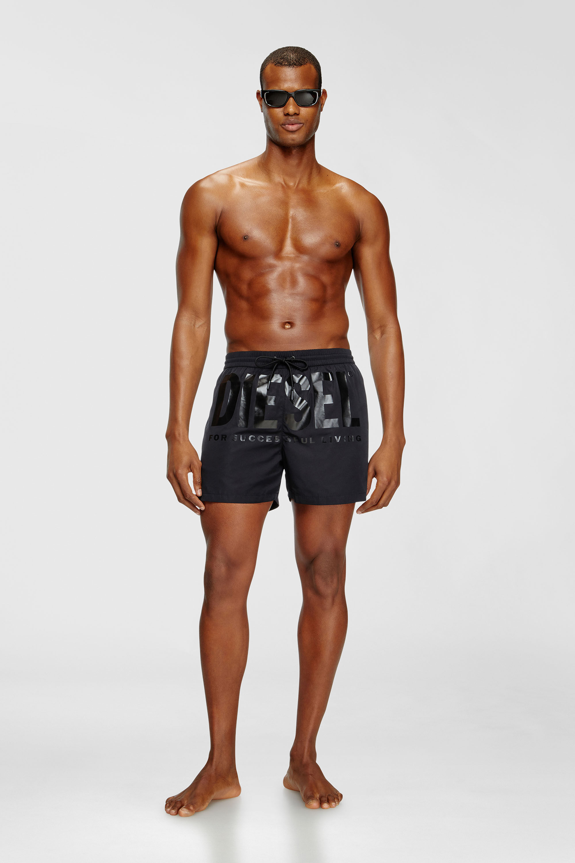 Men's Mid-length swim shorts with maxi logo | Black | Diesel US