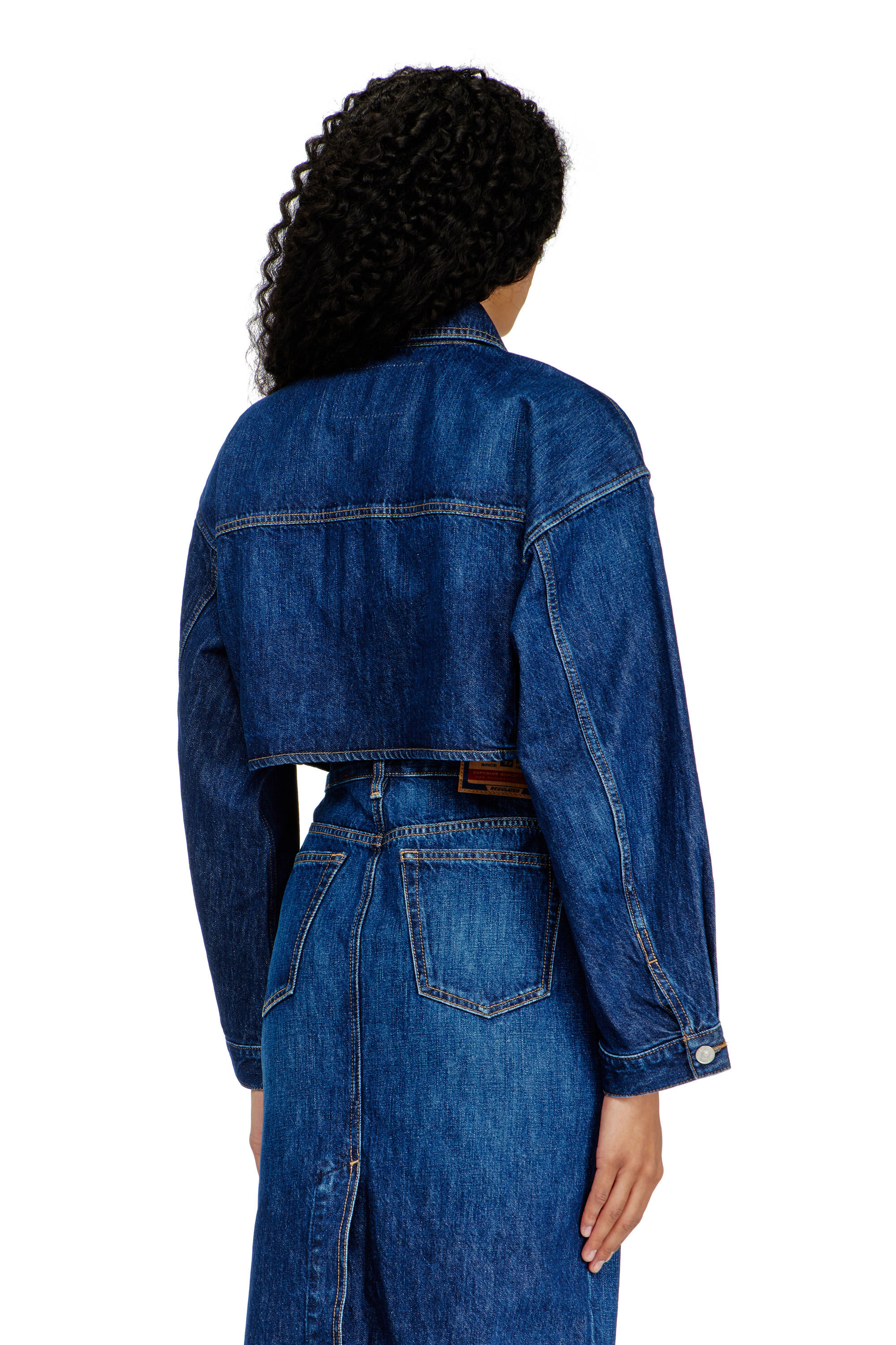 Diesel - DE-MALLEY, Chaqueta trucker denim cropped oversize Mujer in Azul marino - 5
