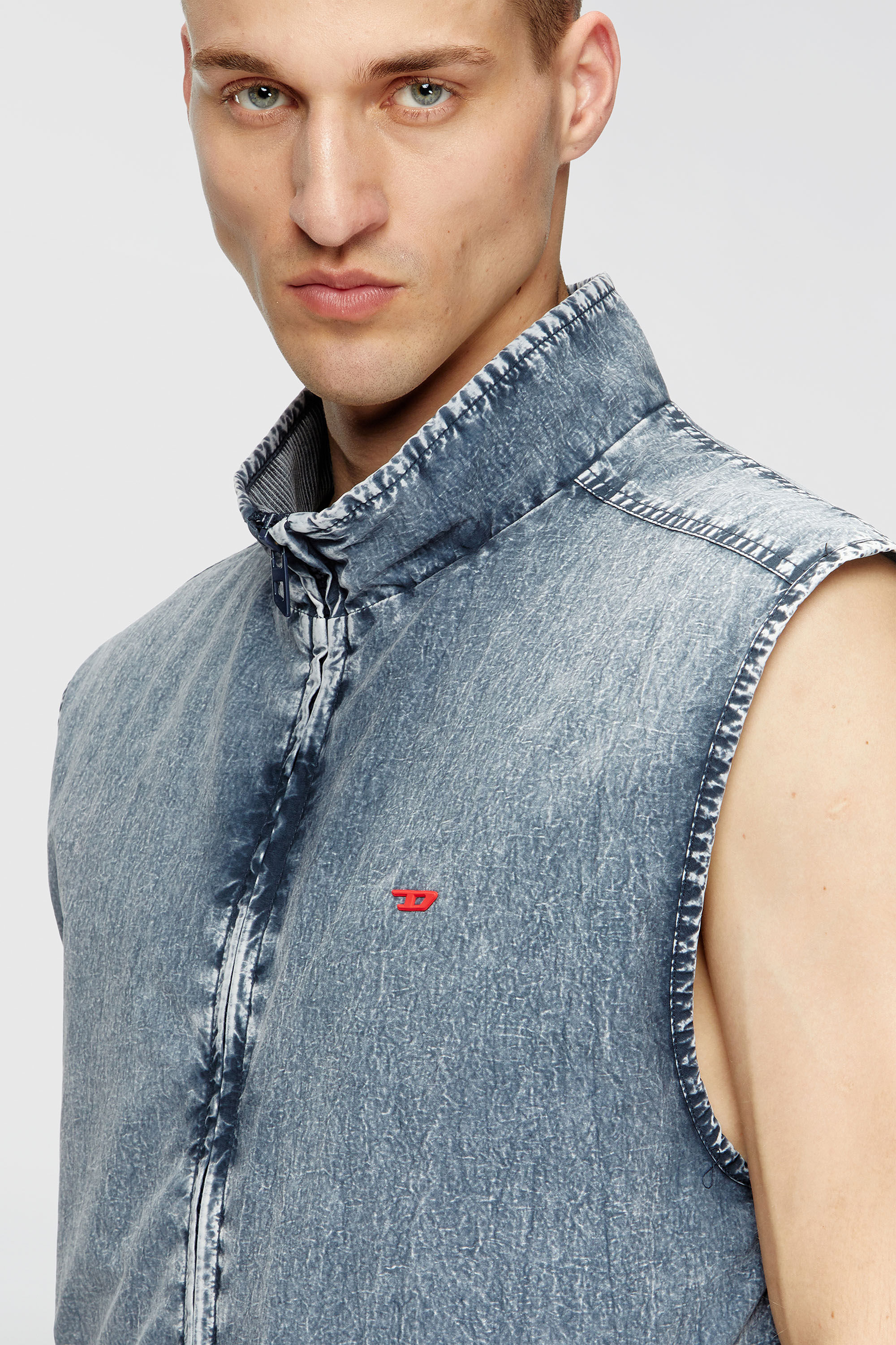Diesel - J-ERB, Chaleco en taslan de nailon reciclado Hombre in Azul marino - 4