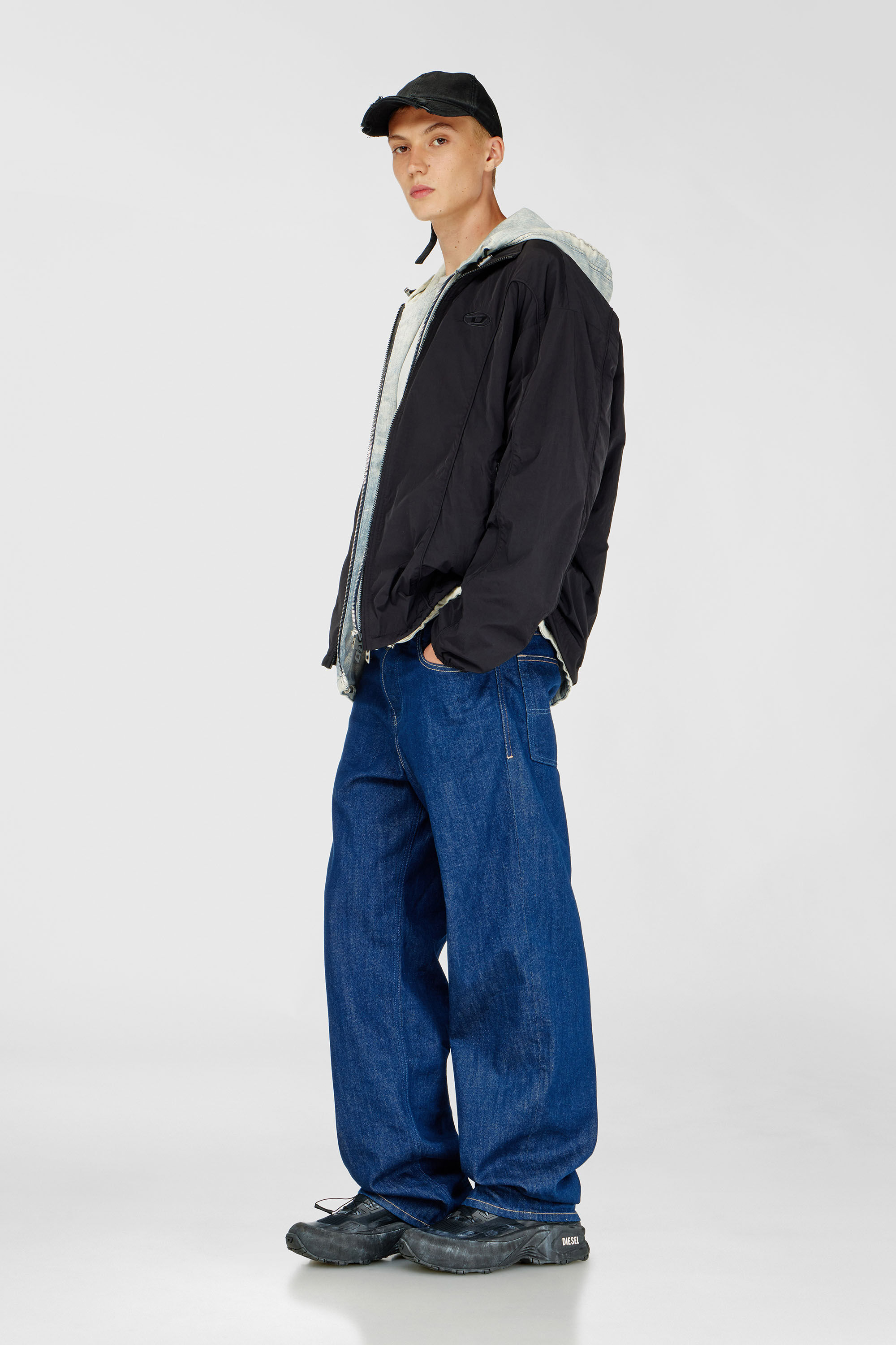Diesel - J-FIVE-WRD-AKAD, Chaqueta de nailon arrugado con ribetes Hombre in Negro - 1