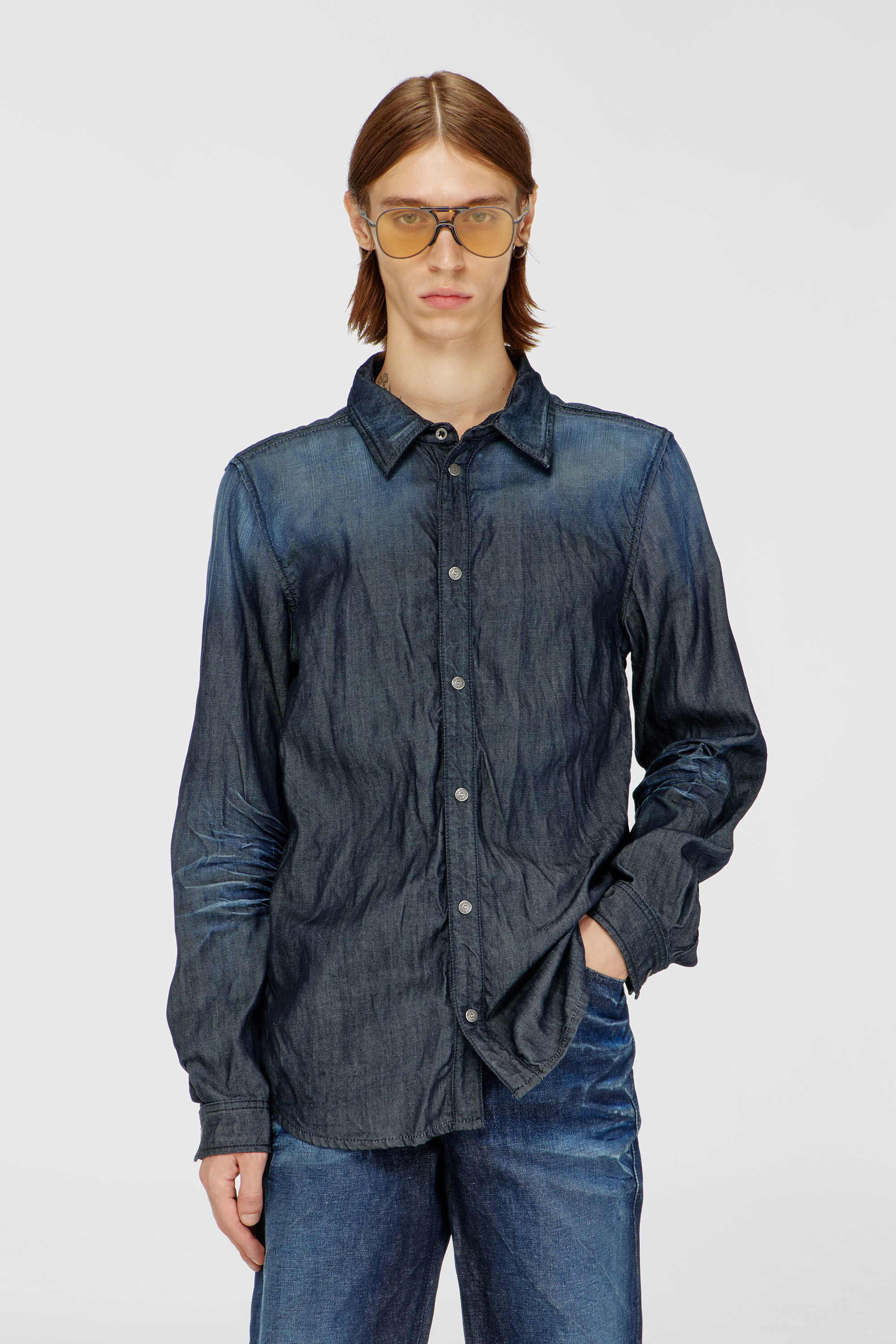 Men's Shirt in creased denim | Blue | Diesel US