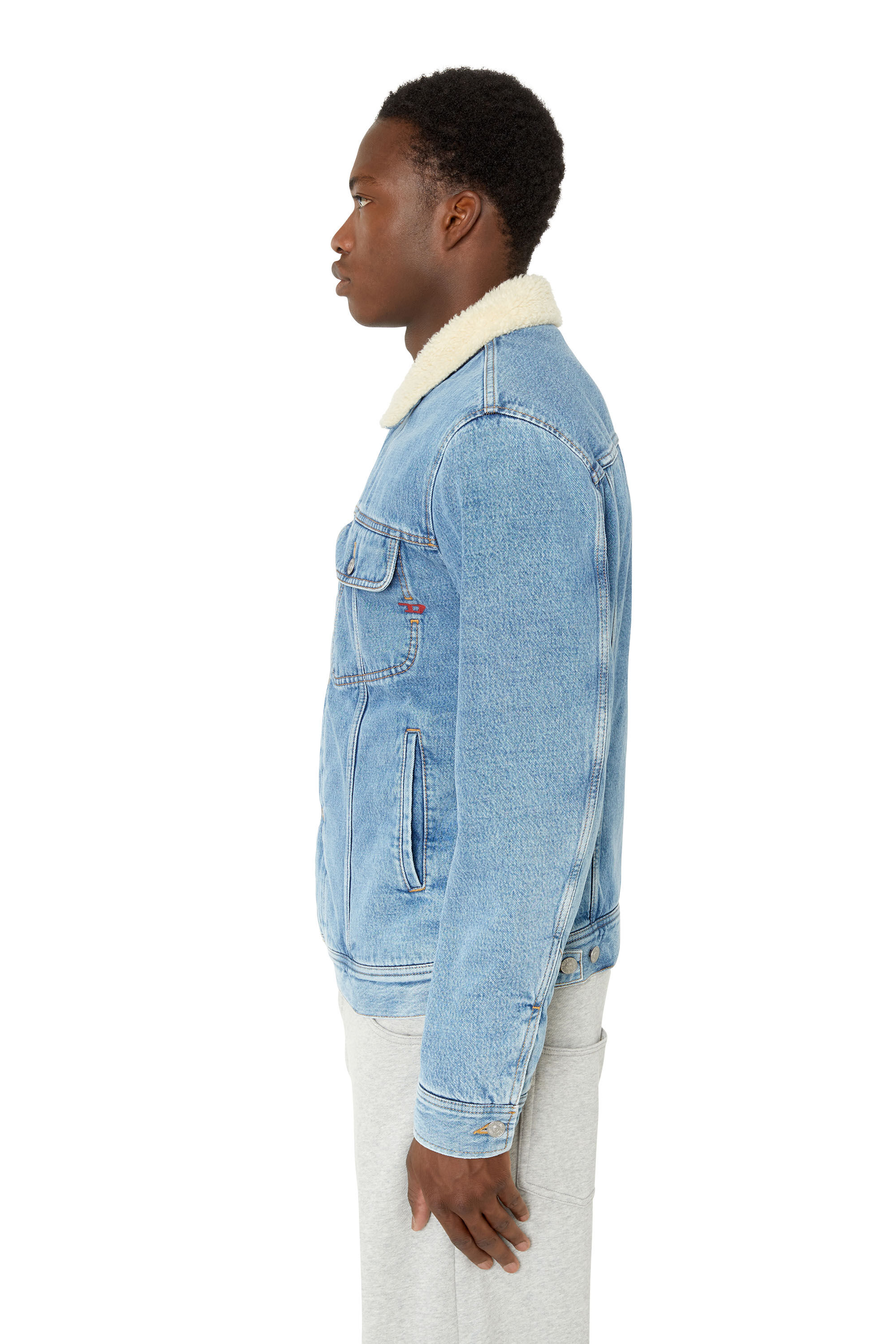 Diesel - D-BARCY-T, Man's Regular-fit teddy-lined trucker jacket in Medium blue - 6