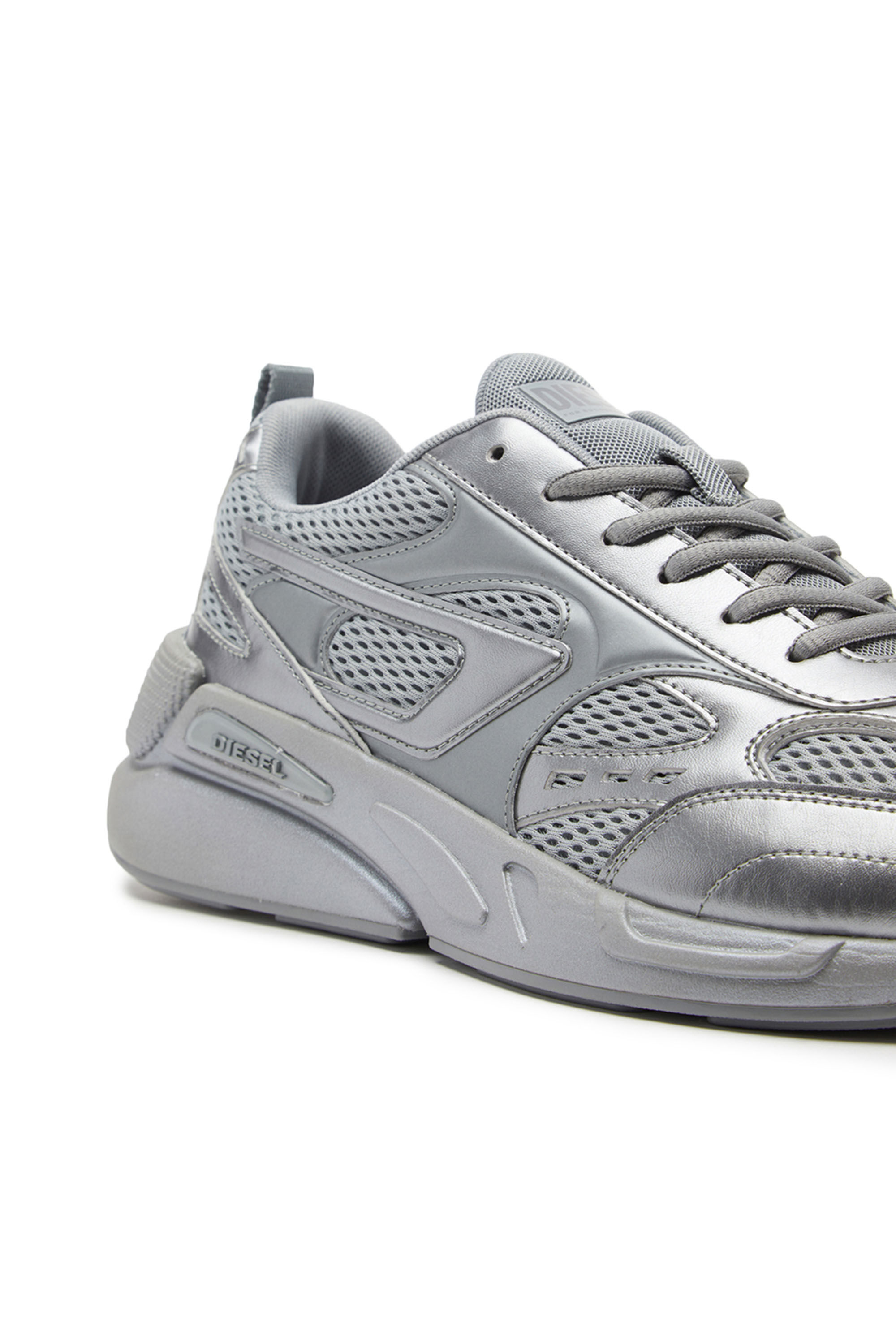 Diesel - S-SERENDIPITY SPORT, S-Serendipity Sport - Sneakers monochromes en mesh nacré Homme in Gris - 6