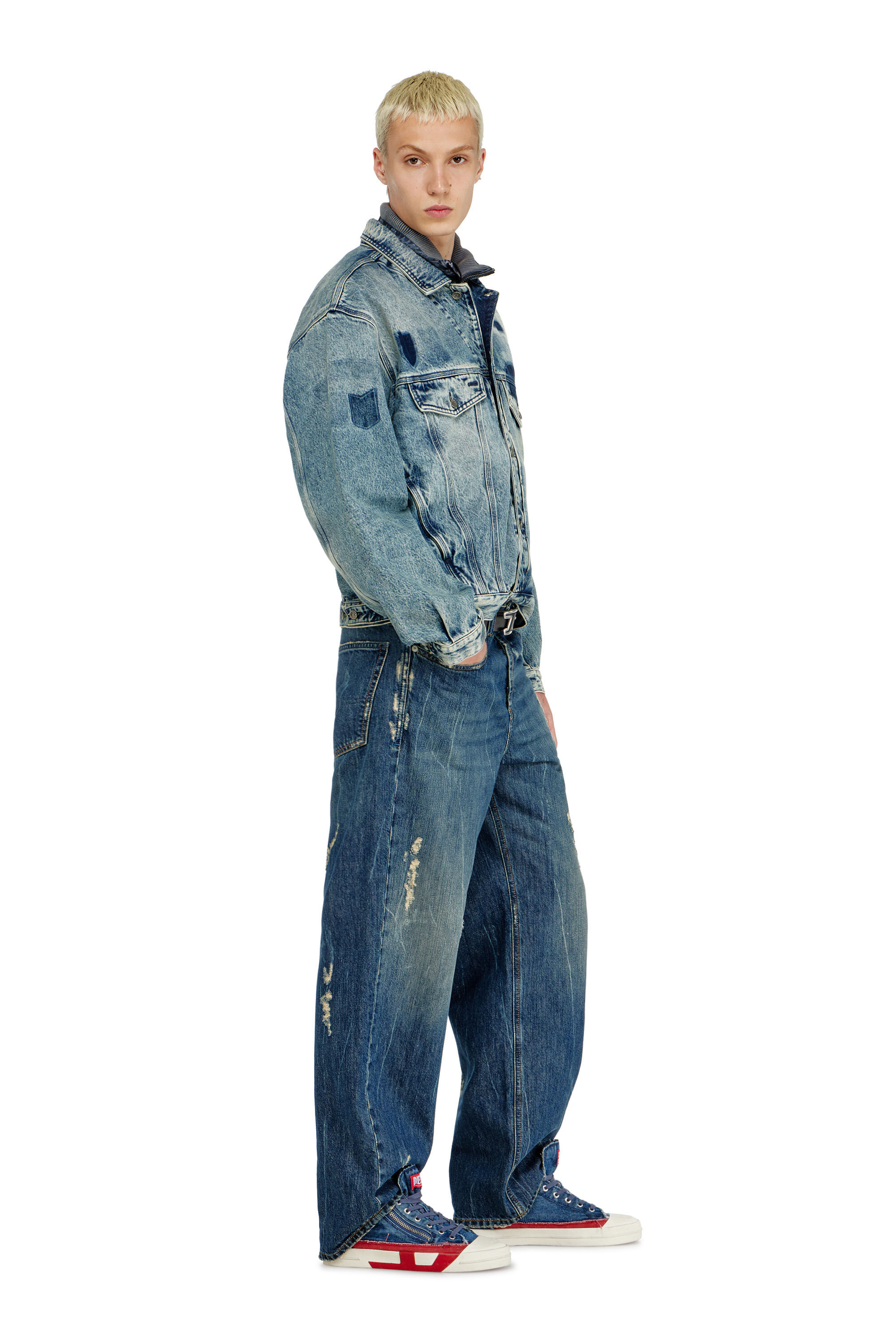 Men's Relaxed Jeans | Medium blue | Diesel 2001 D-Macro