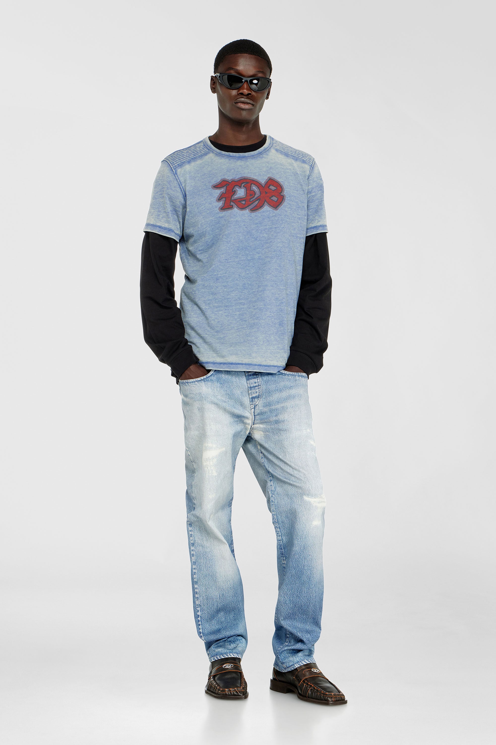 Diesel - T-DOMY, Camiseta con efecto burnout y estampado D78 Hombre in Azul marino - 1