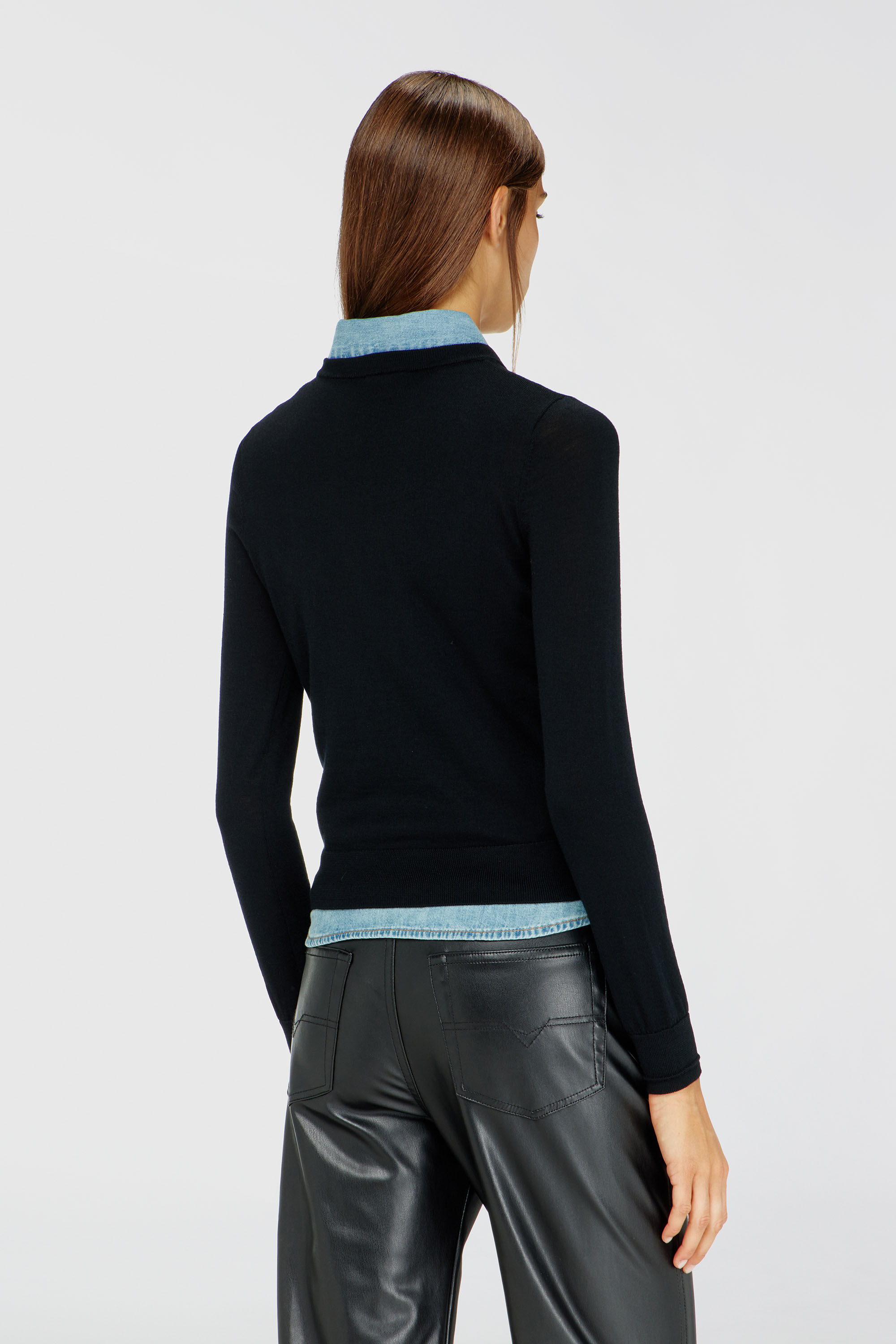 Diesel - M-ALINESA, Pull en laine avec logo cut-out Femme in Noir - 4