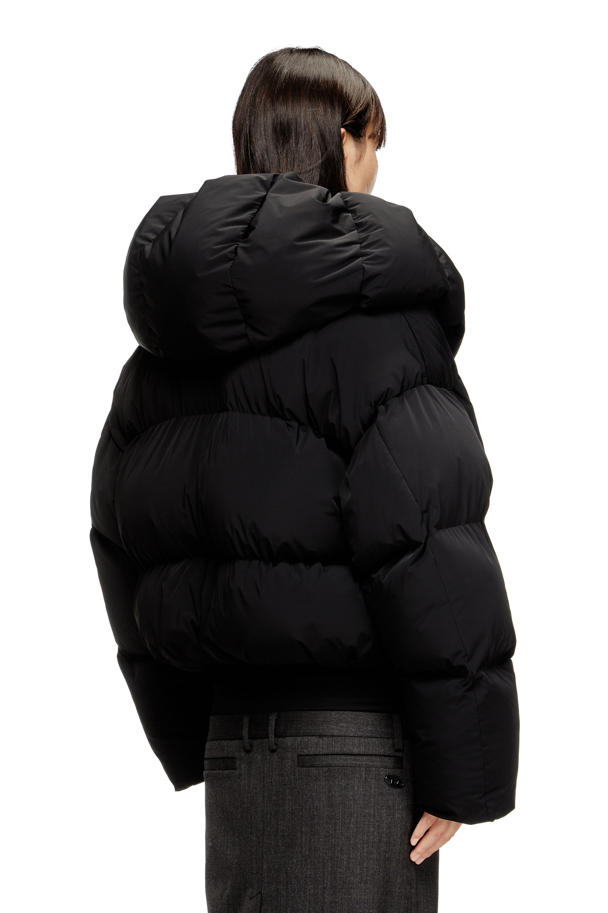Diesel - W-ILEY-T1, Doudoune enveloppante en nylon bi-stretch Femme in Noir - 5