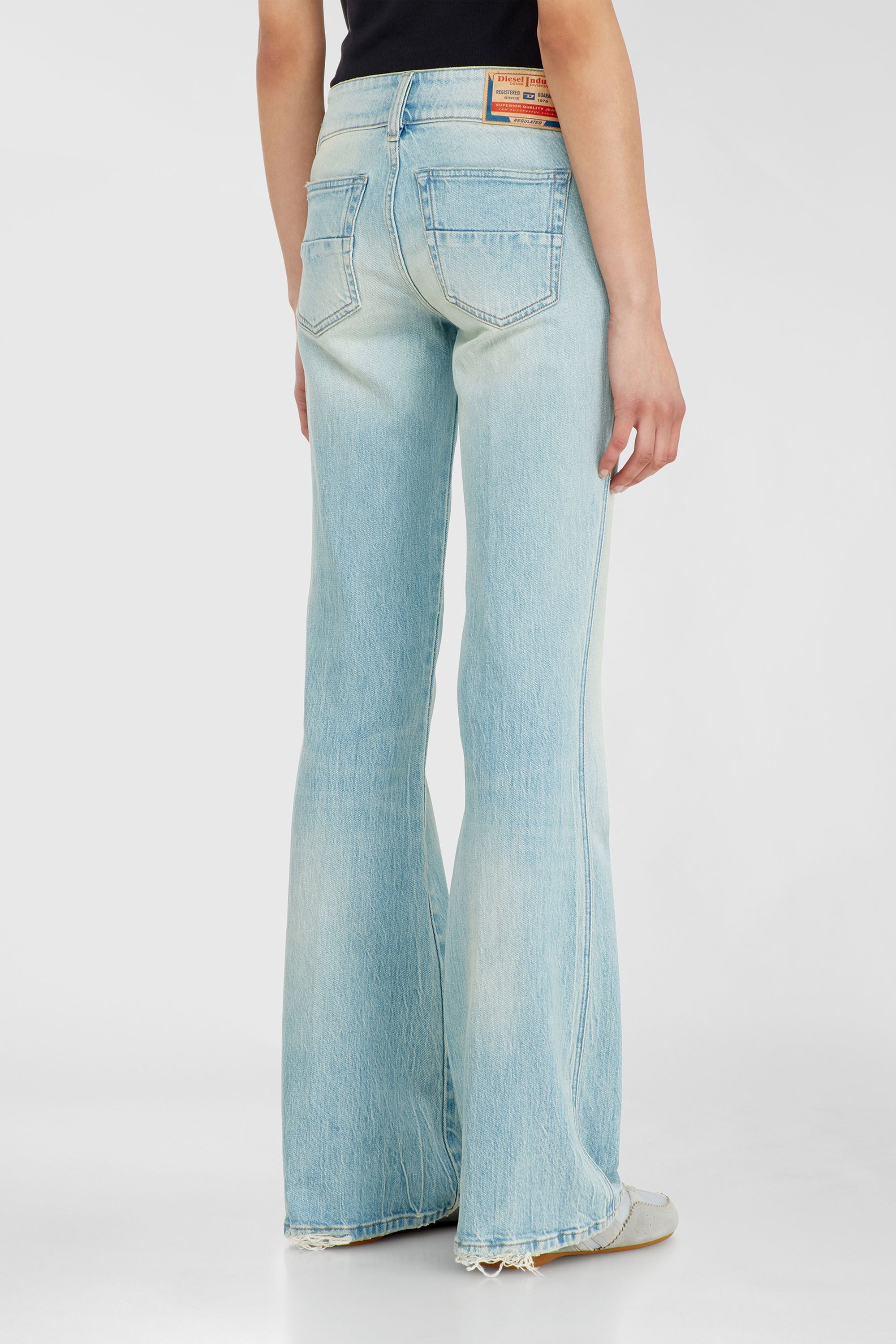 Women's Bootcut Jeans | Low Waist D-Hush | Light Blue | Diesel US