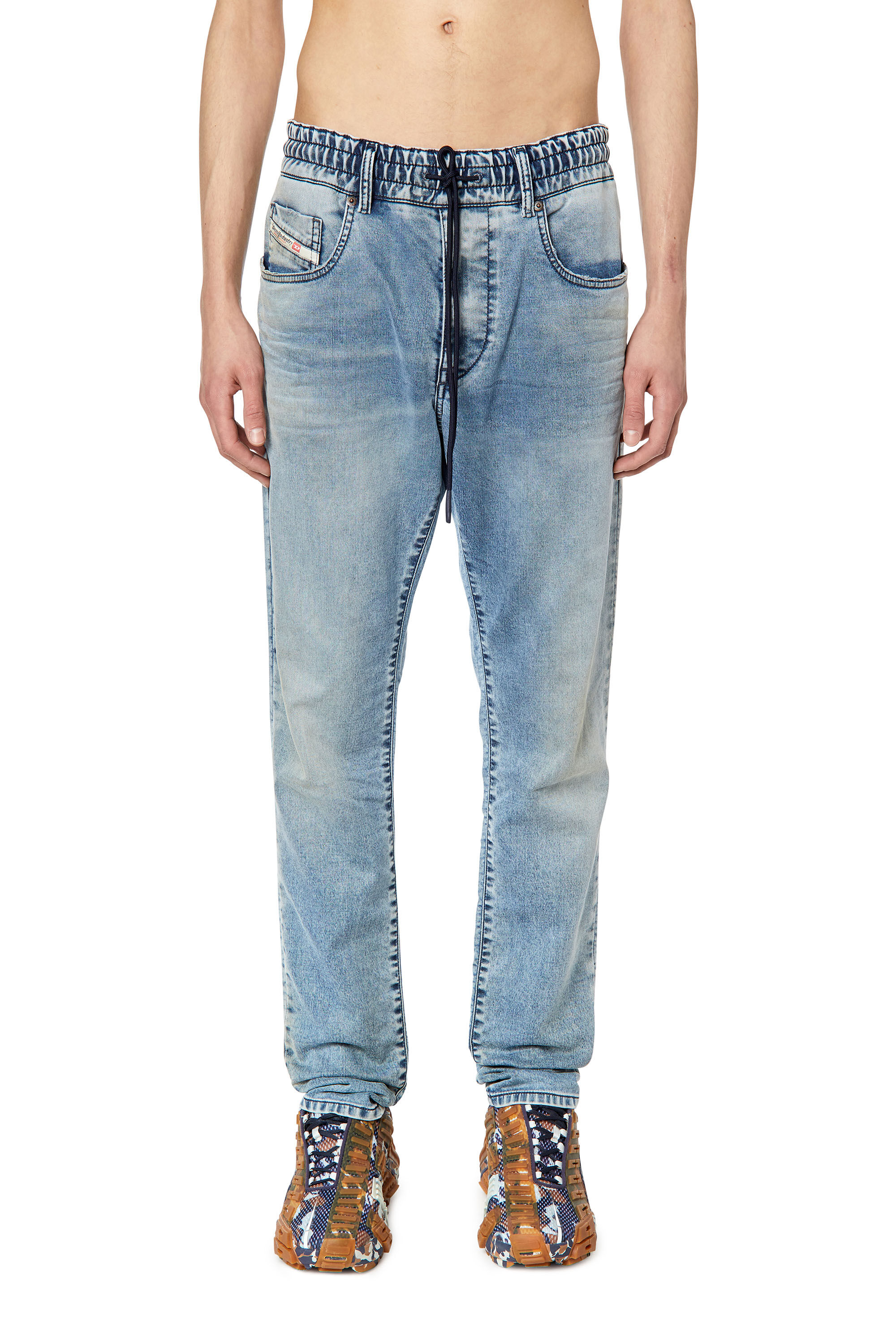 Diesel - Slim 2060 D-Strukt Joggjeans® 068DU, Male's Slim 2060 D-Strukt Joggjeans® in Light Blue - 3