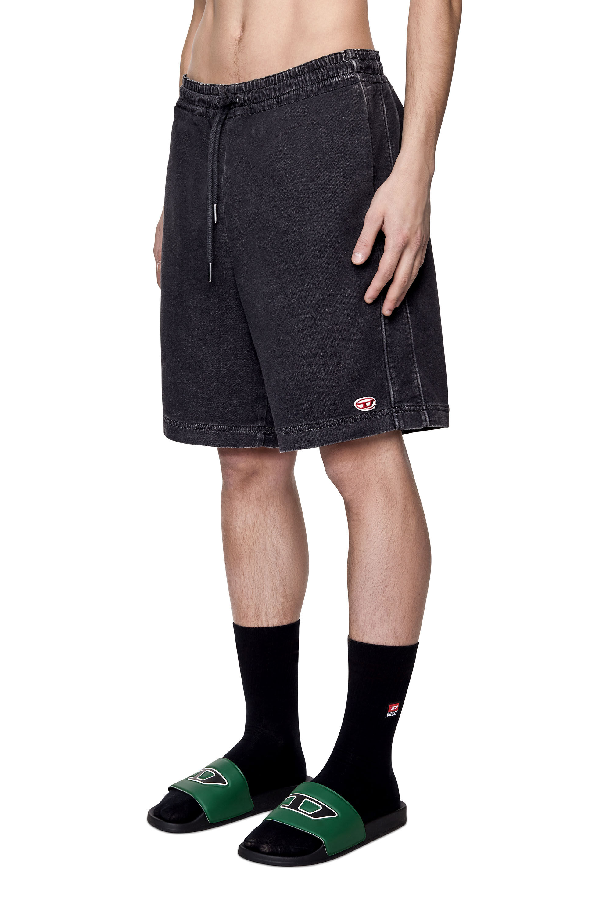 Diesel - D-BOXY TRACK DENIM SHORTS, Short en Track Denim Homme in Noir - 6
