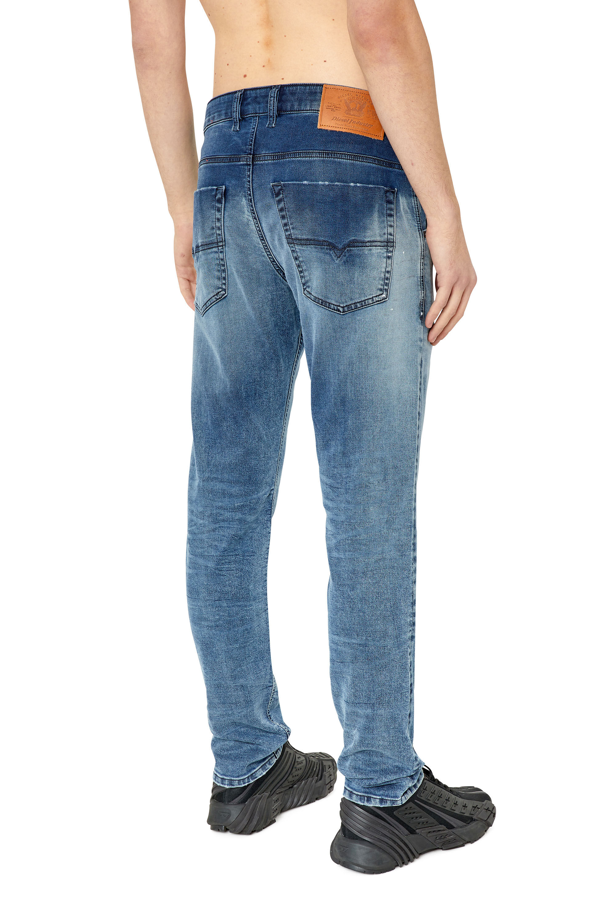Diesel - Tapered 2030 D-Krooley Joggjeans® 068CS, Male's Tapered 2030 D-Krooley Joggjeans® in Medium Blue - 4