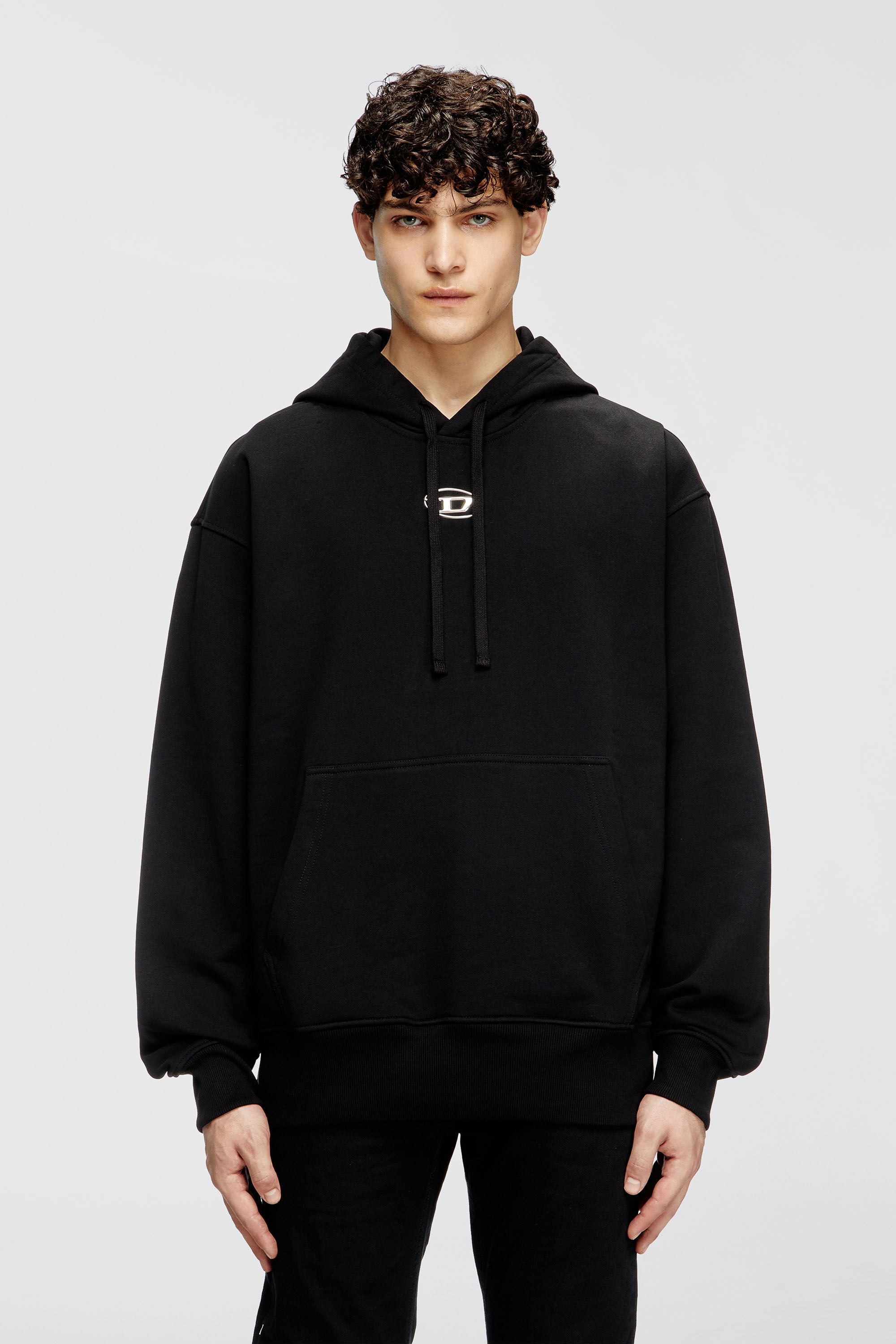 Diesel - S-MACS-HOOD-OD, Sudadera con capucha extragrande con logotipo met&aacute;lico Hombre in Negro - 3