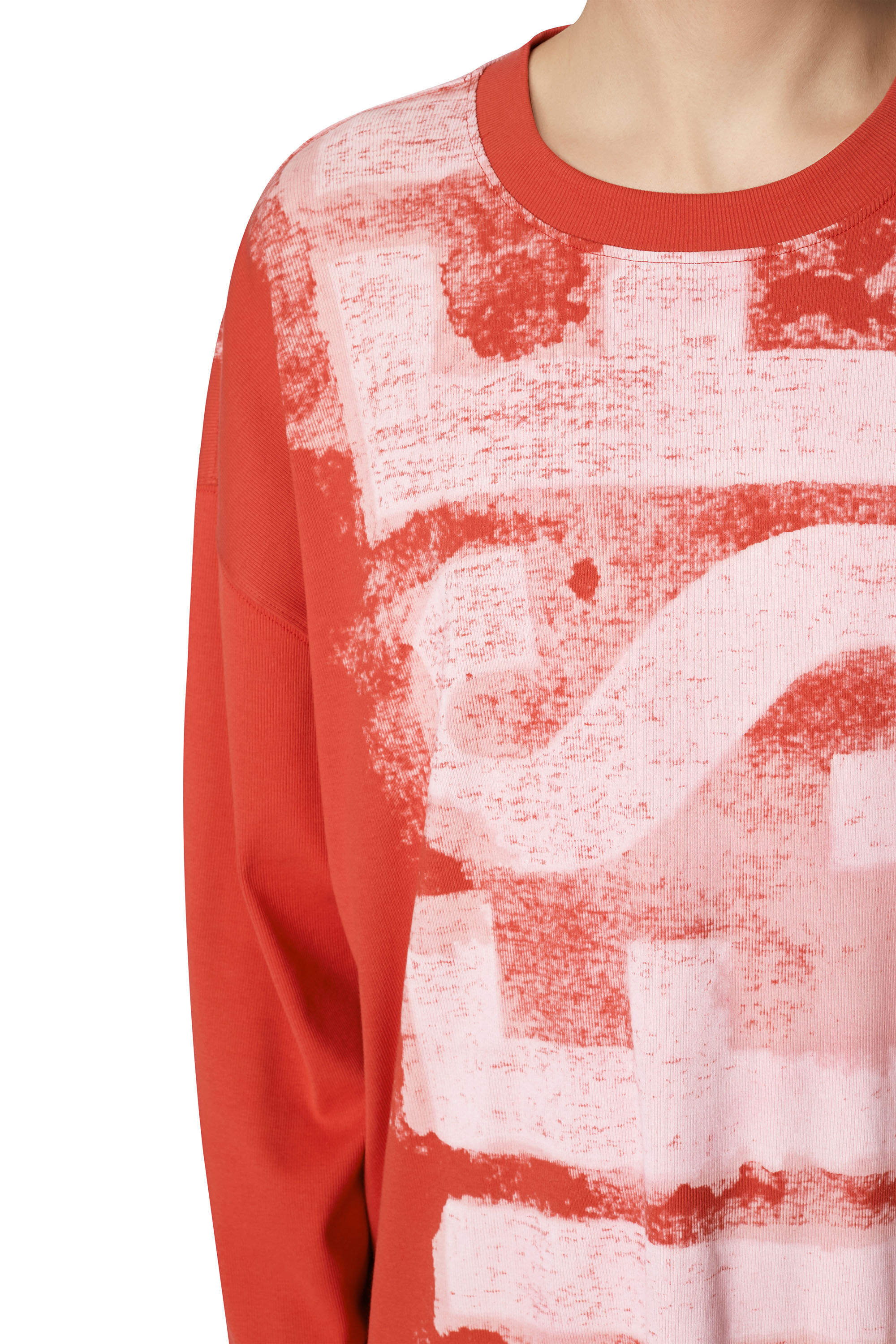 Diesel - T-WASRIB, Male's Long-sleeve T-shirt with smudged logo in Red - 4