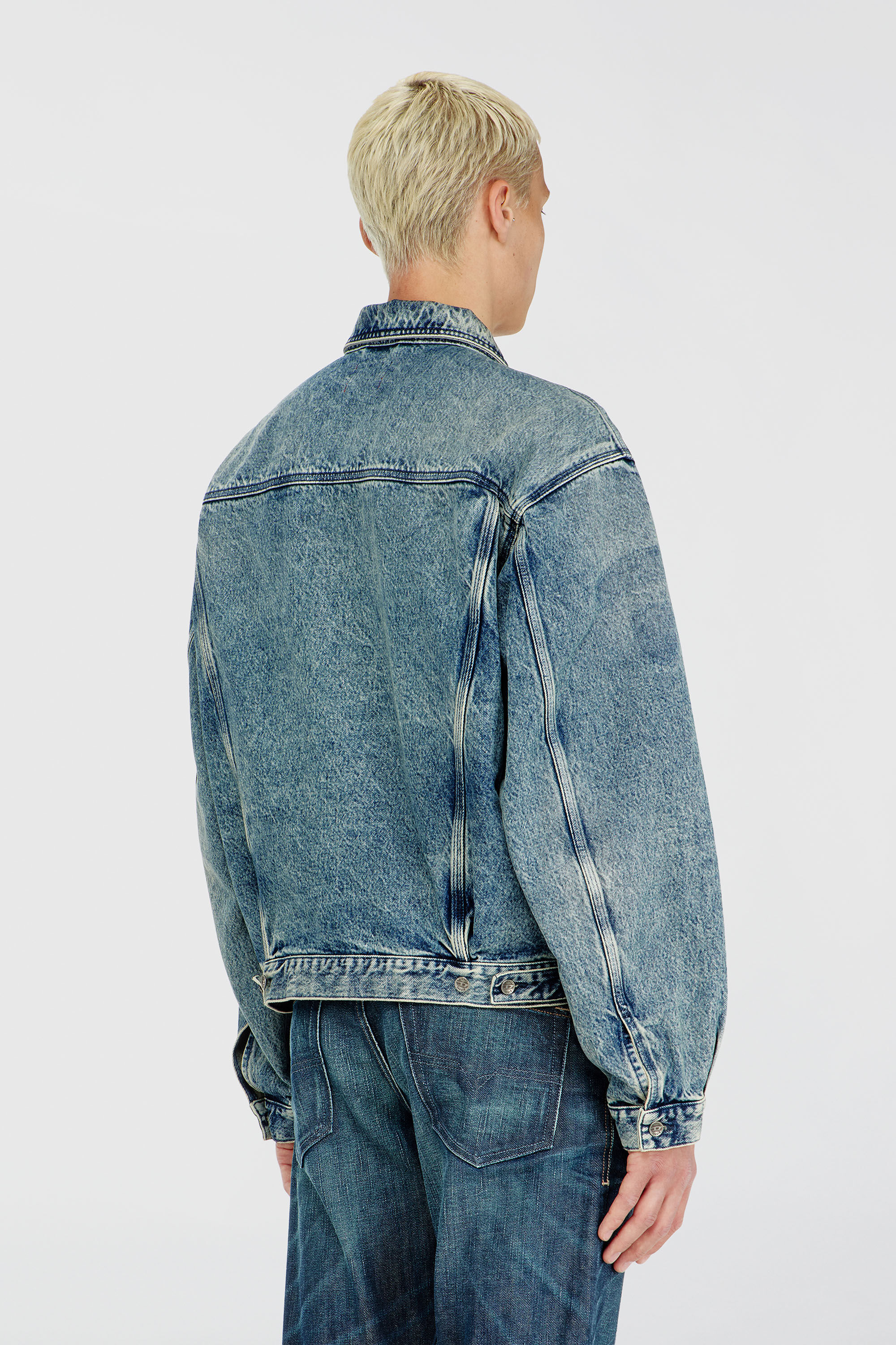 Women's Trucker jacket with patch effects | Blue | Diesel {{Country}}