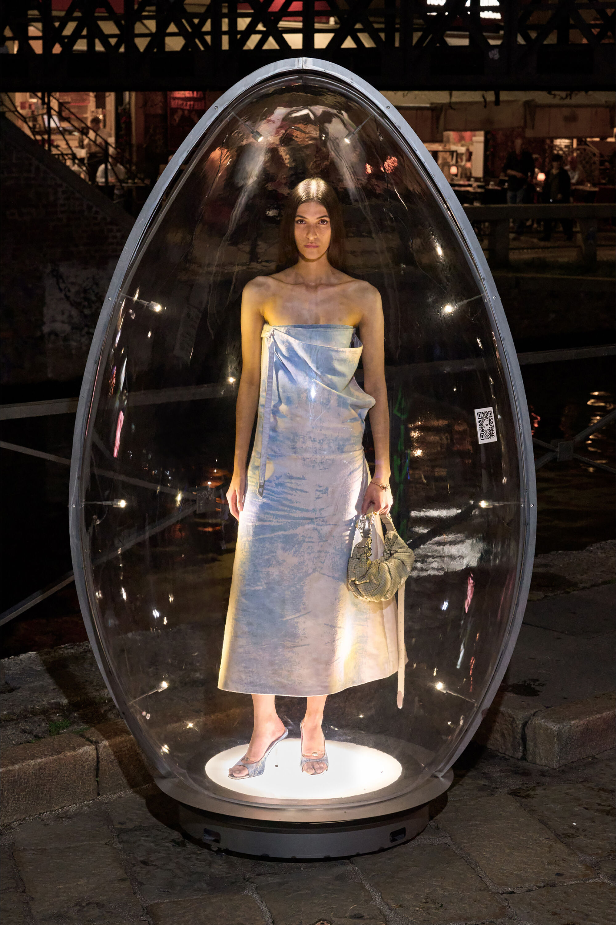 Diesel - D-DIAM'S-SA-40, D-Diam's-Low mule denim con lavado oscuro y Oval D flotante Mujer in Azul marino - 1