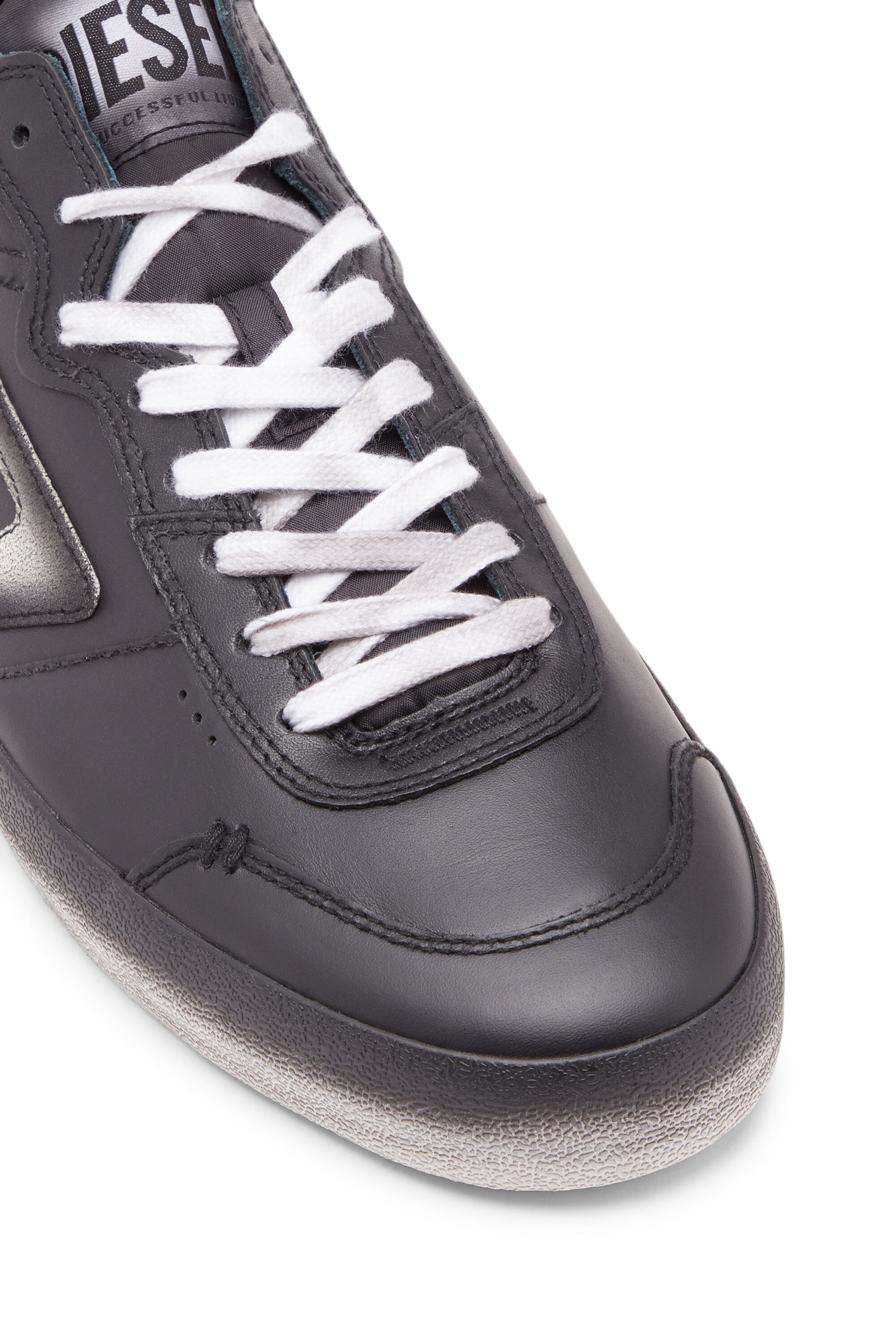 Diesel - S-LEROJI LOW, S-Leroji Low-Sneakers en cuir à effet estompé Homme in Noir - 6