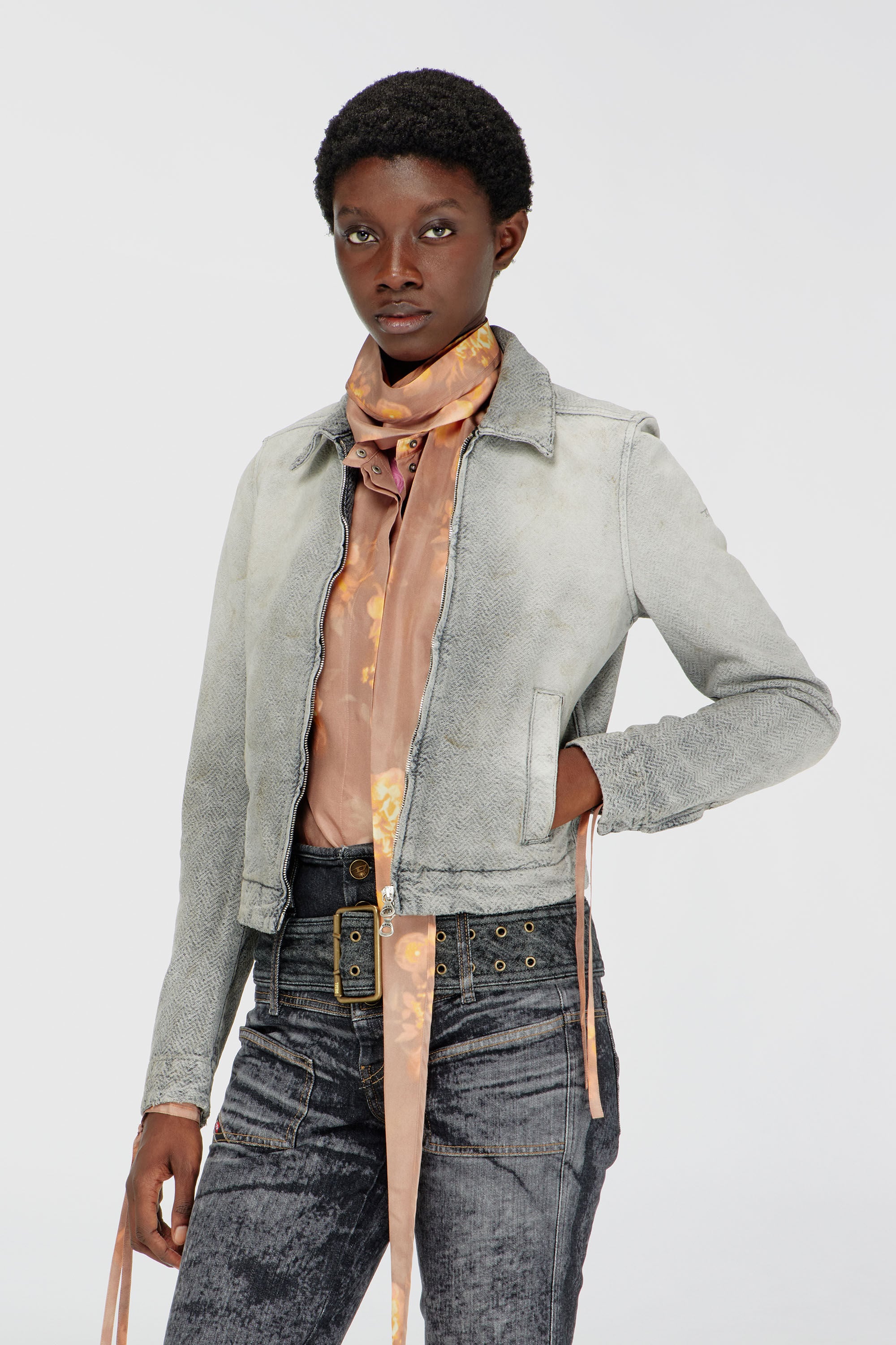 Diesel - DE-CORB, Chaqueta de denim herringbone desgastado Mujer in Gris - 3