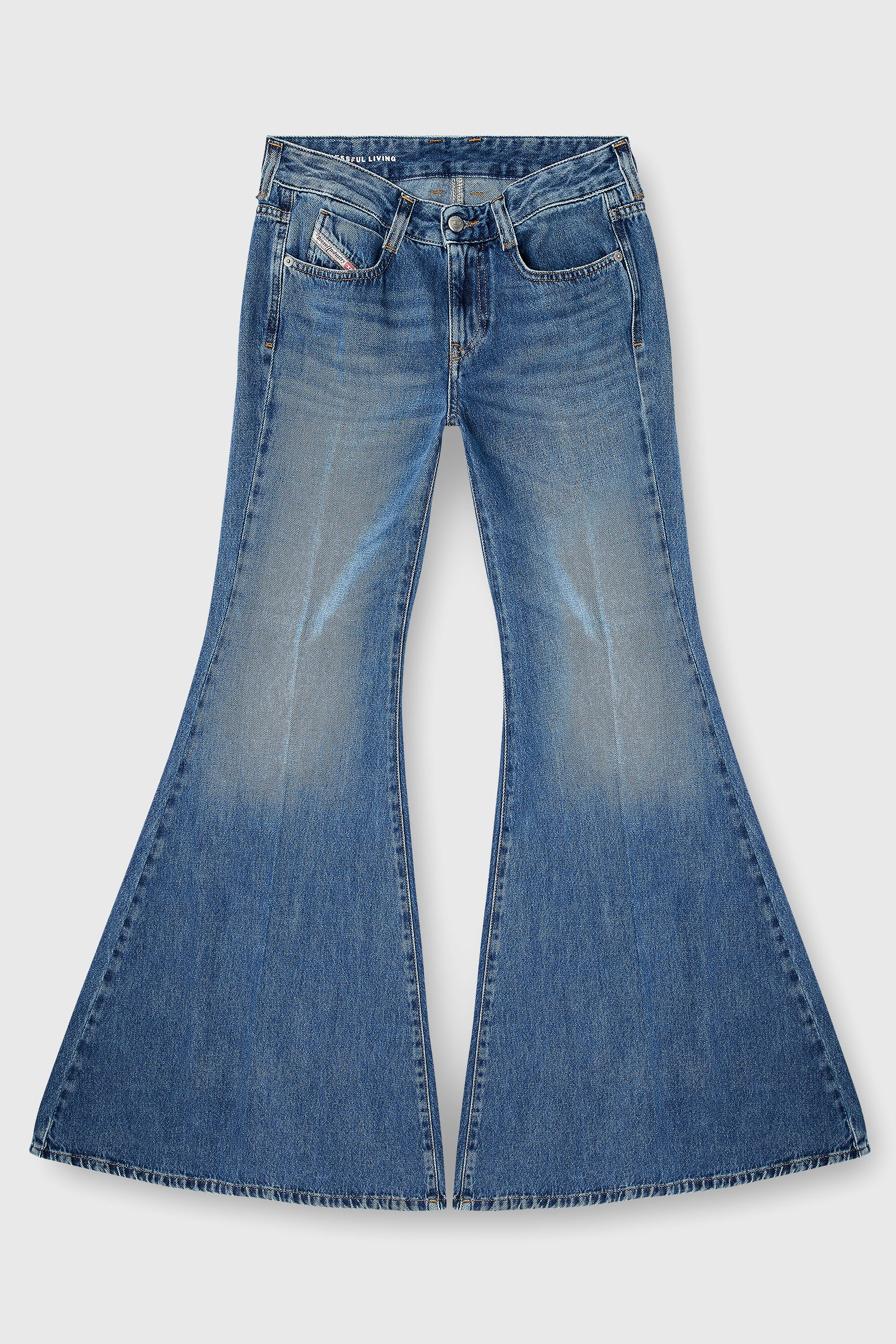 Diesel - Female's Flare Jeans 1970 D-Bleess 09M56, Medium Blue - 4