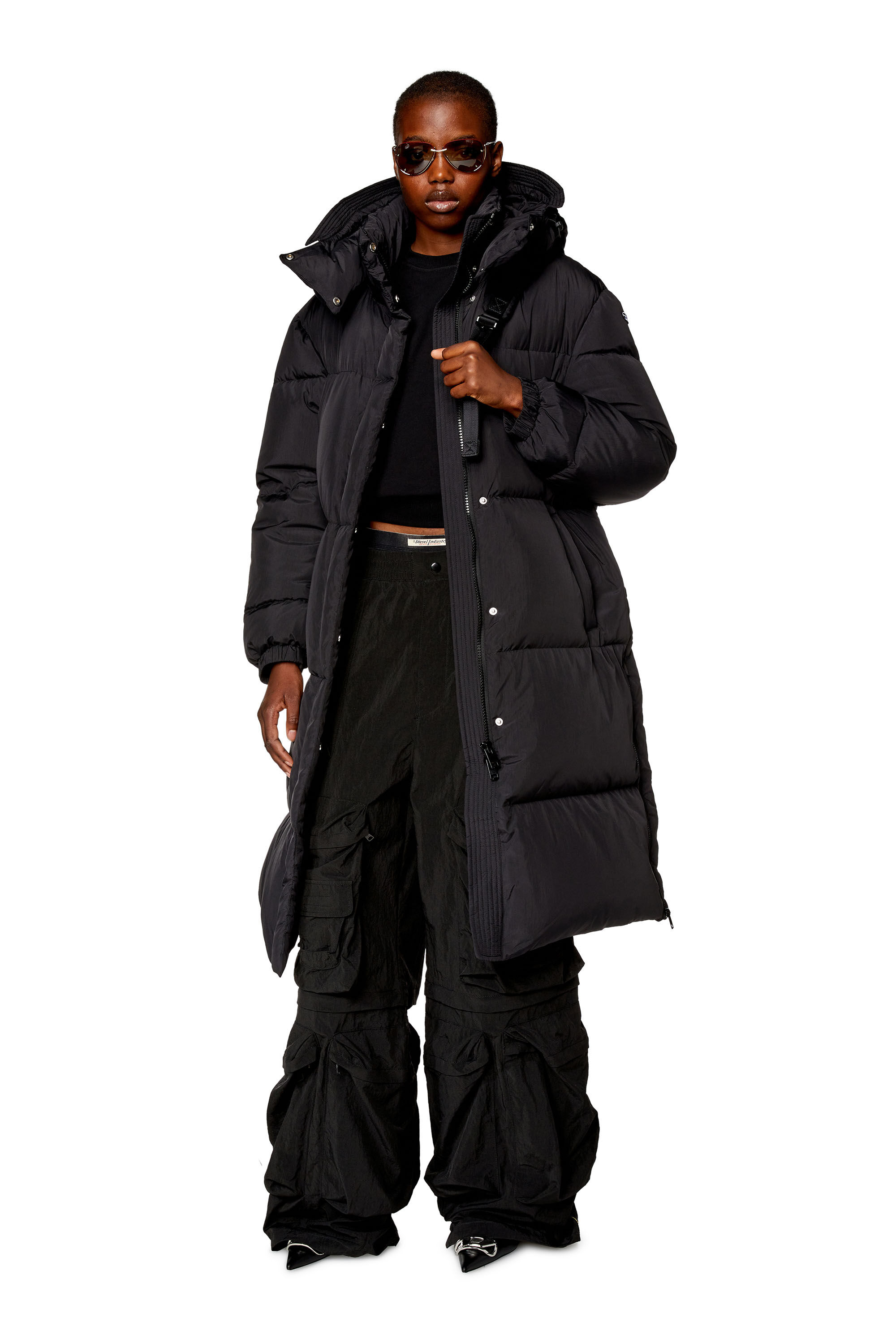 Diesel - W-PEYT, Doudoune en taslan de nylon recyclé Femme in Noir - 3