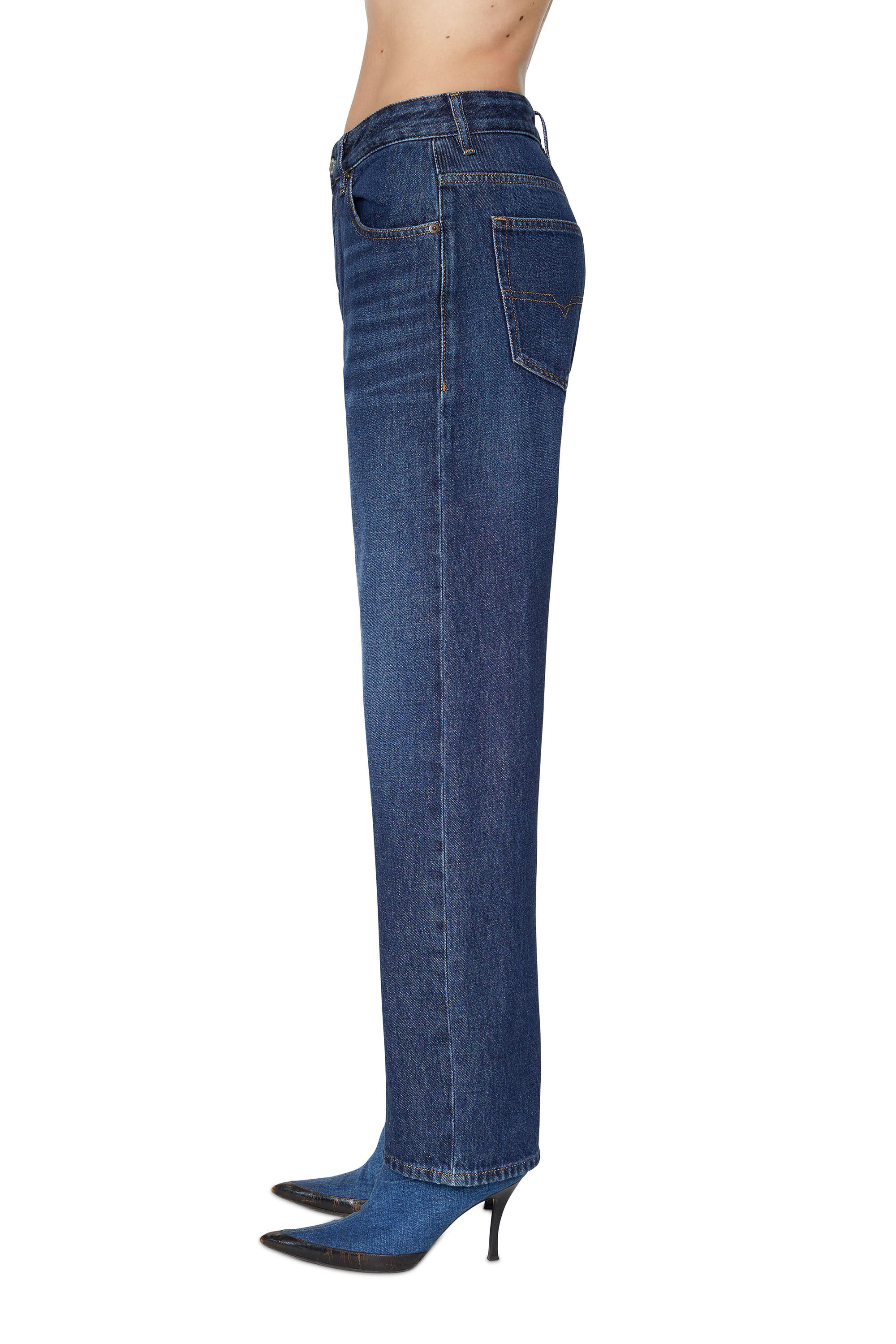 Diesel - Straight Jeans 1999 D-Reggy 09C03, Straight Jeans - 1999 D-Reggy Femme in Bleu - 6