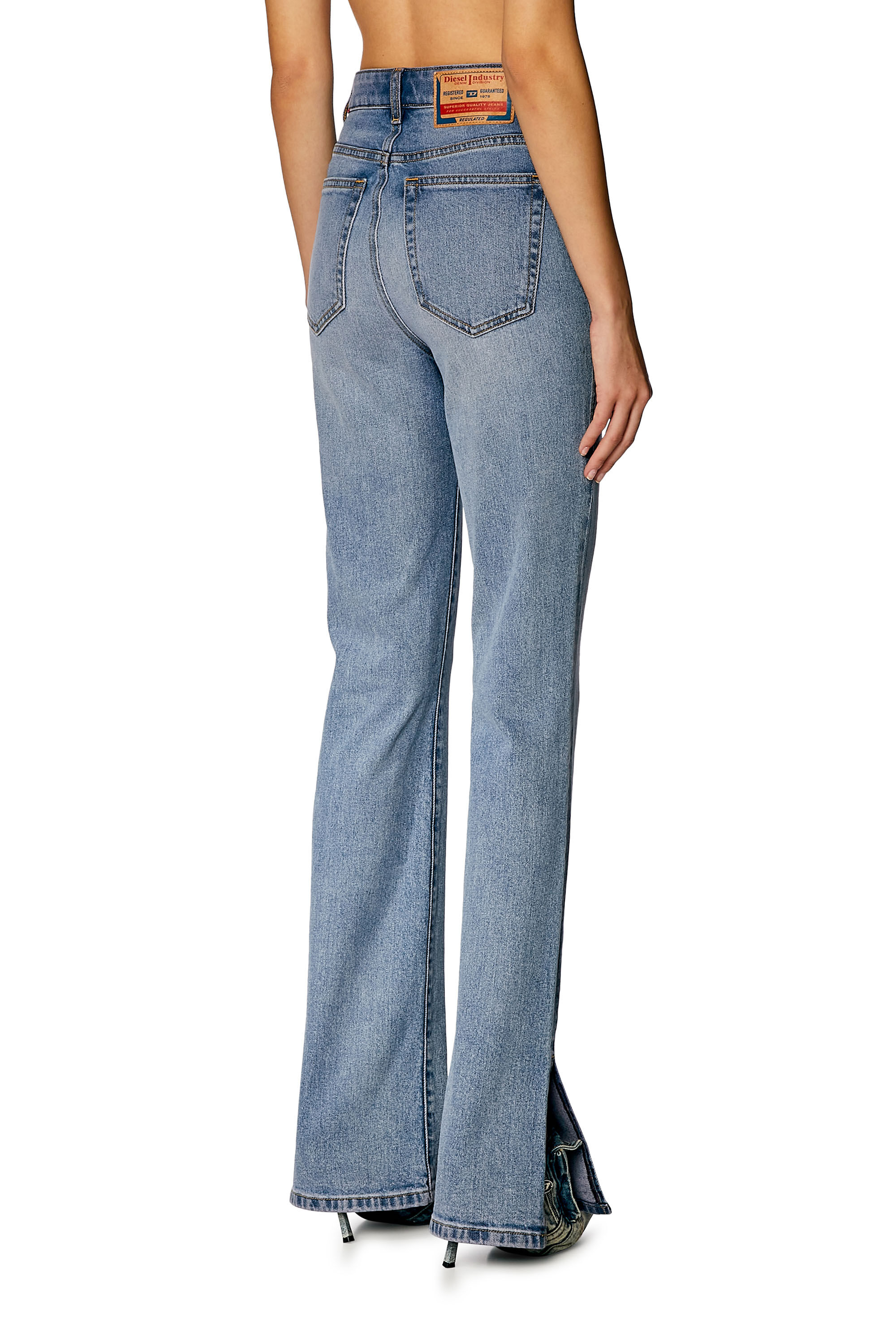 Diesel - Female's Bootcut Jeans 2003 D-Escription 0PFAQ, Light Blue - 5