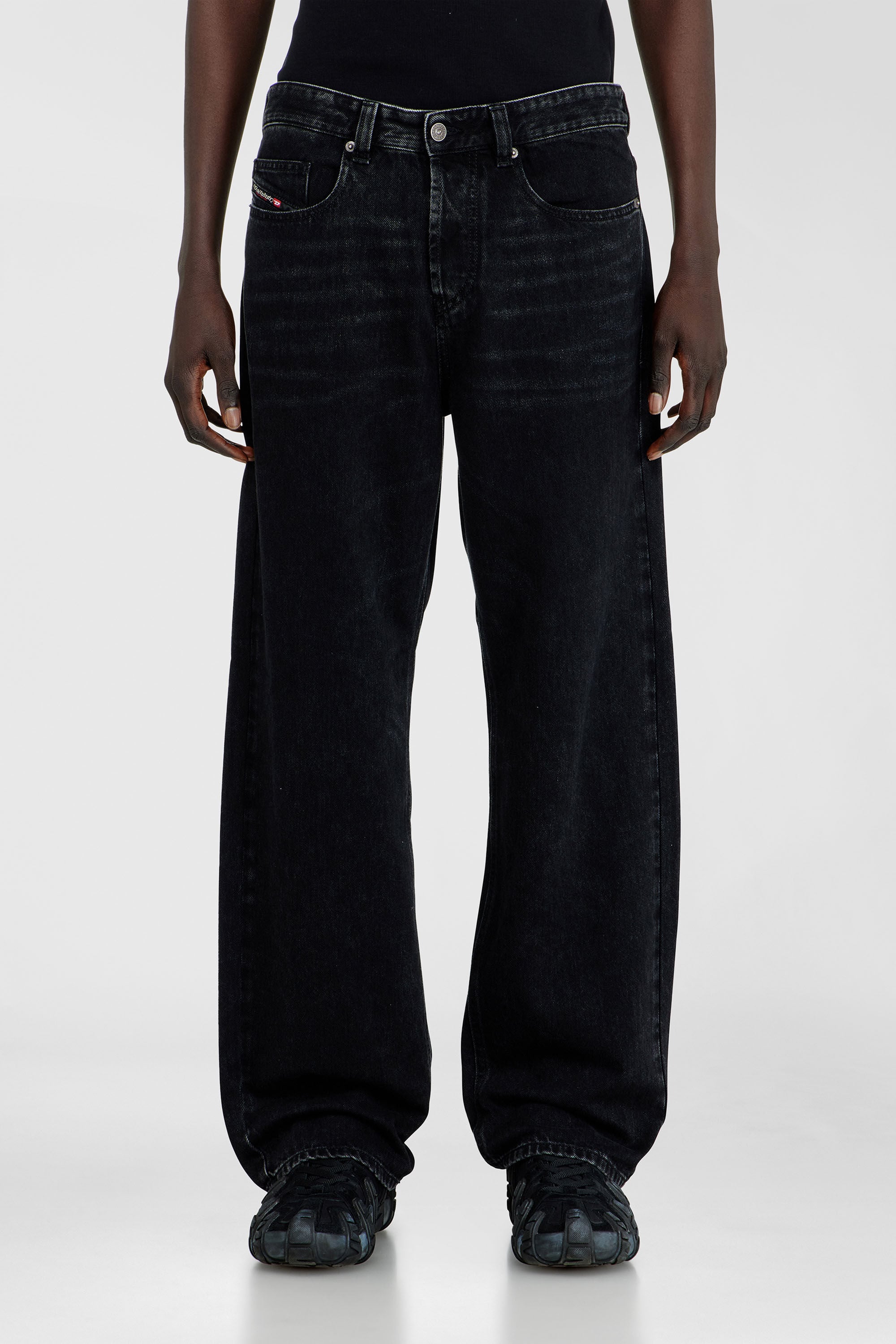 Diesel - Relaxed Jeans 2001 D-Macro 09P09 Hombre, Negro/Gris oscuro - 4