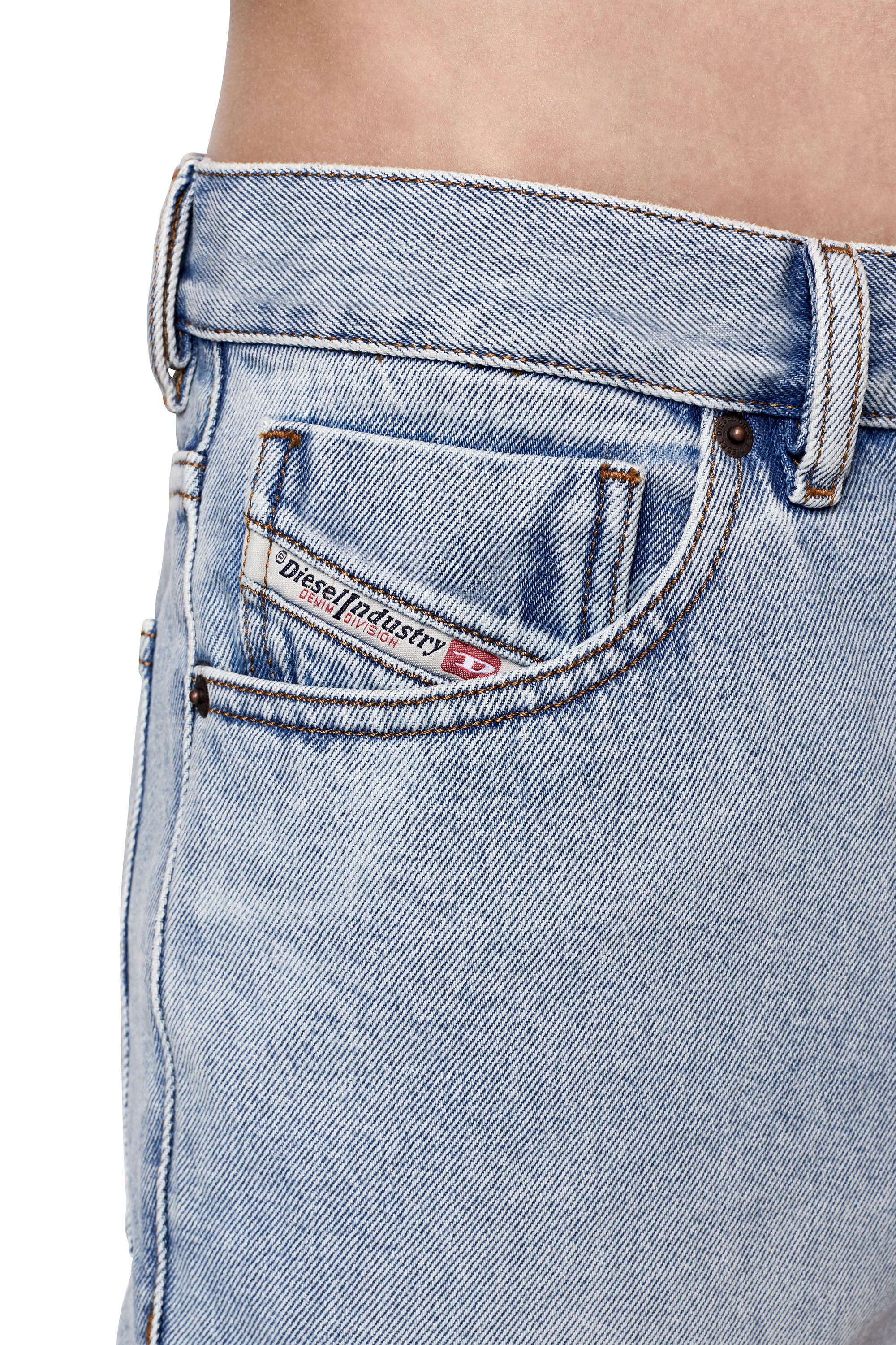 Diesel - Straight Jeans 1995 D-Sark 09C14, Straight Jeans - 1995 D-Sark Homme in Bleu - 6