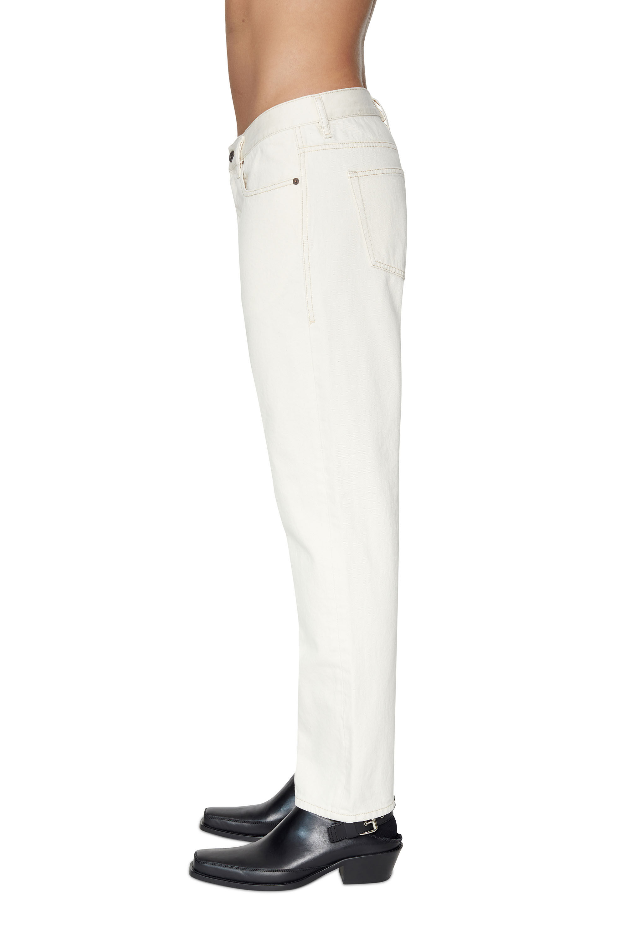 Diesel - Straight Jeans 2020 D-Viker 09B95, Straight Jeans - 2020 D-Viker Homme in Blanc - 5
