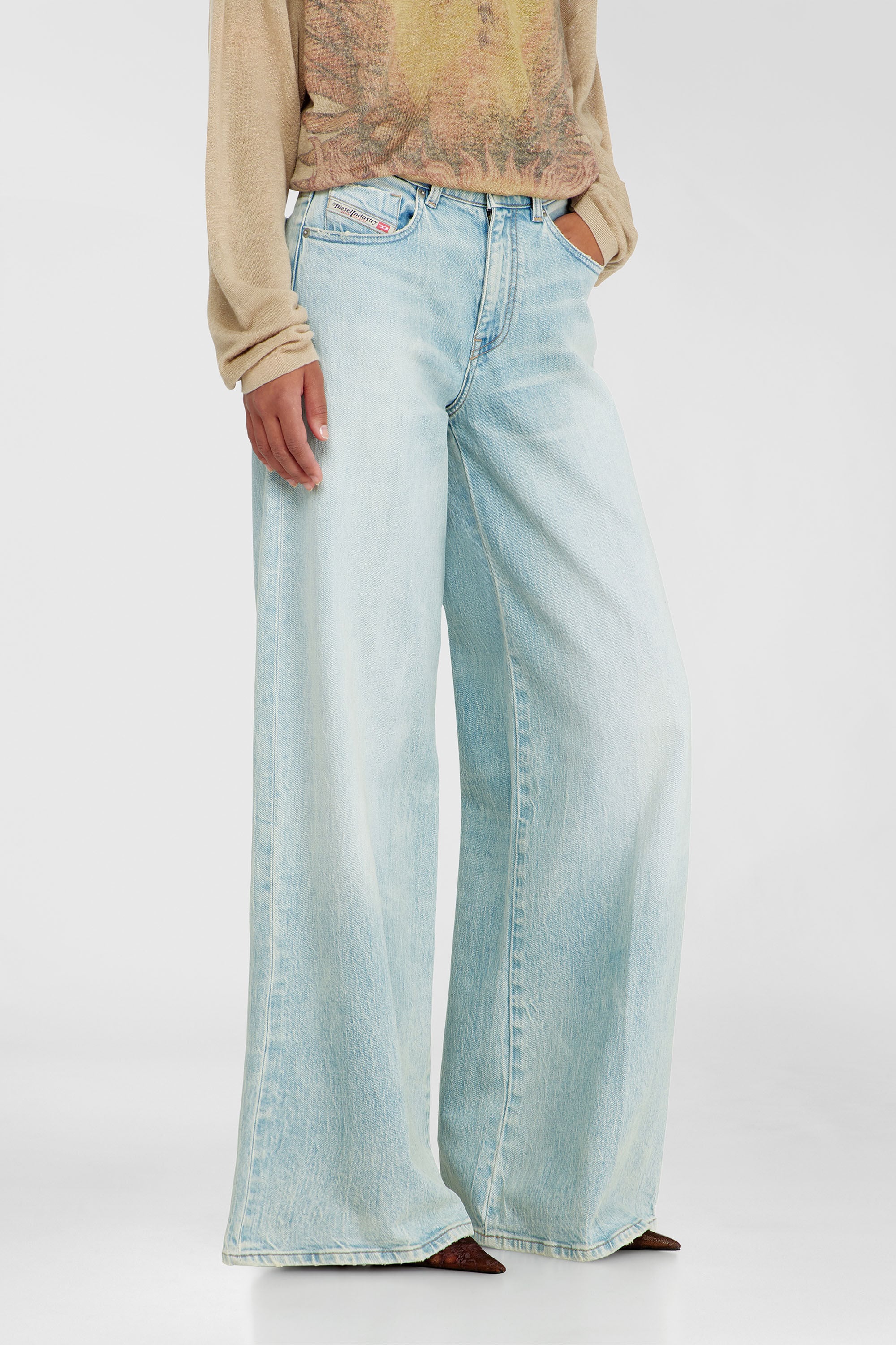 Diesel - Female's Flare Jeans 1978 D-Akemi 0KBBX, Light Blue - 7