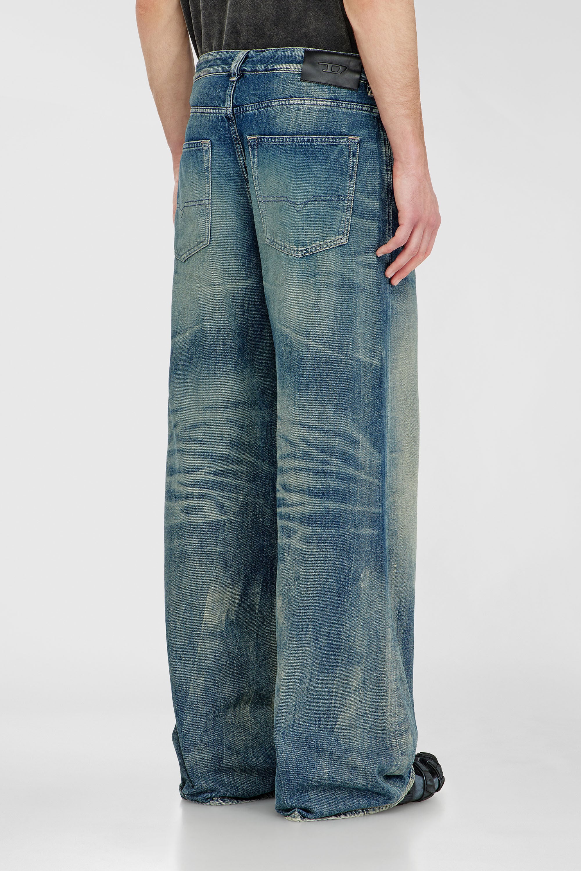 Diesel - Male's Relaxed Jeans D-Rise 09P55, Dark Blue - 5