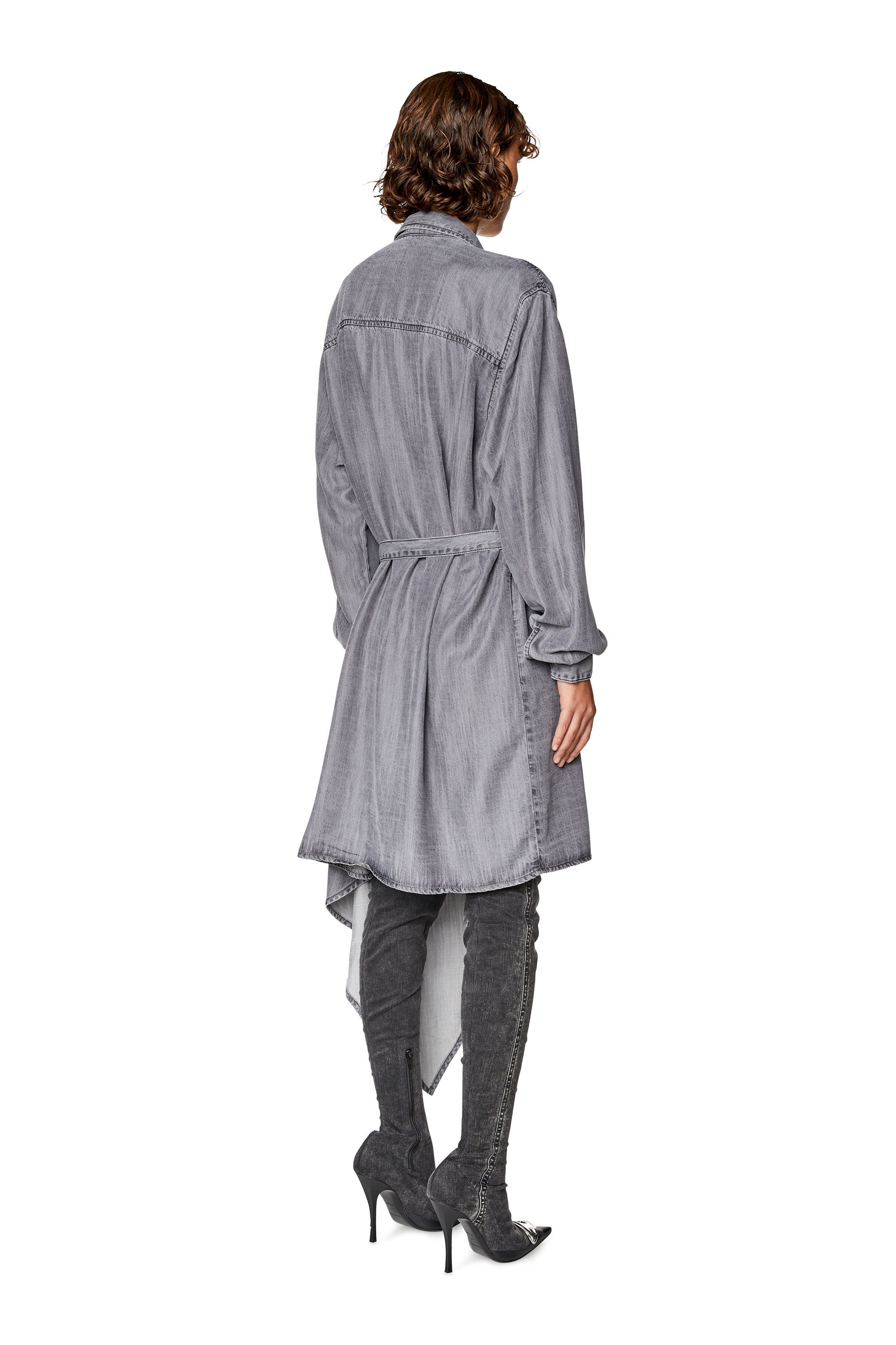 Diesel - DE-TRISS, Robe chemise en denim léger Femme in Gris - 4