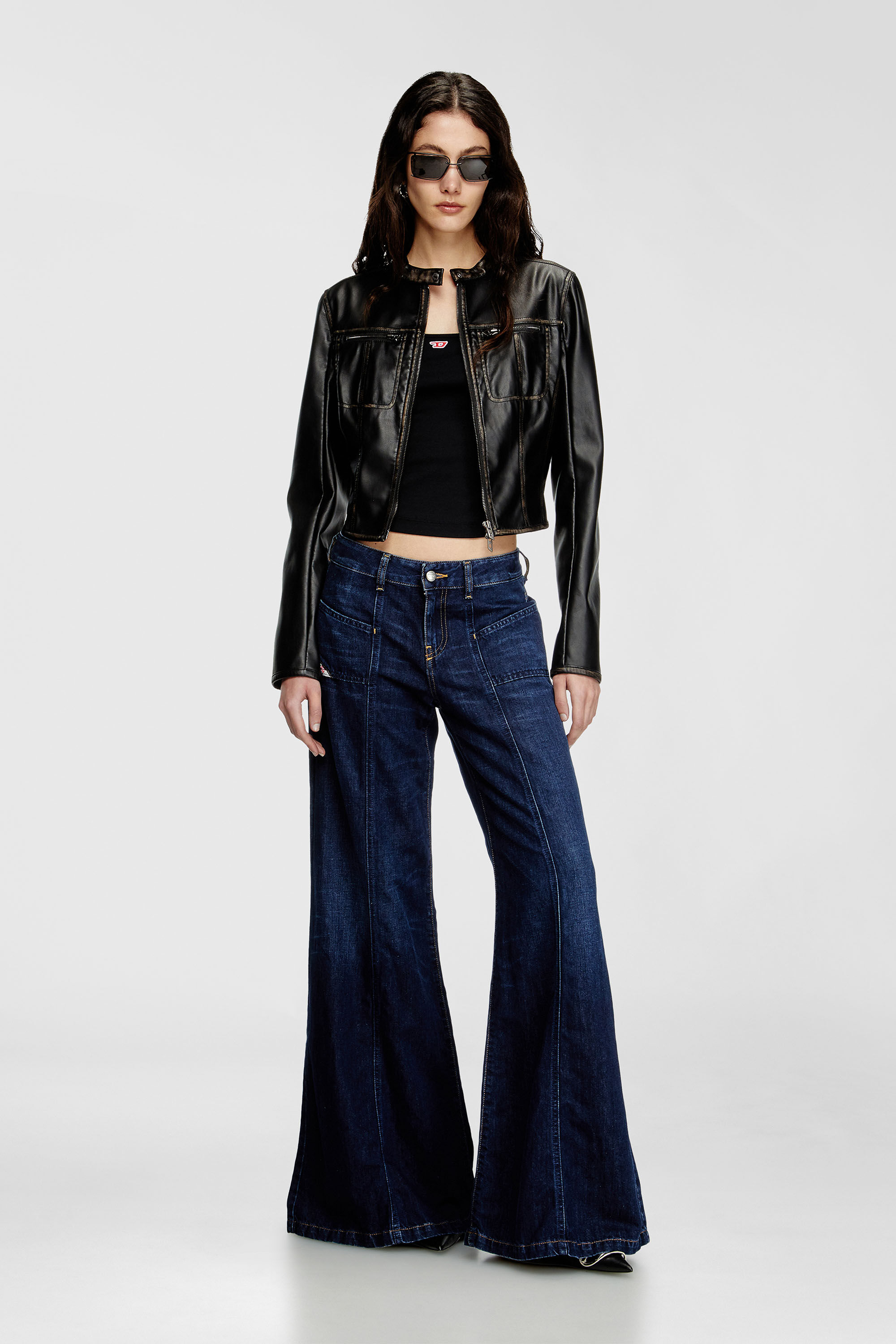 Diesel - Flare Jeans D-Akii 068RA Mujer, Azul Oscuro - 1