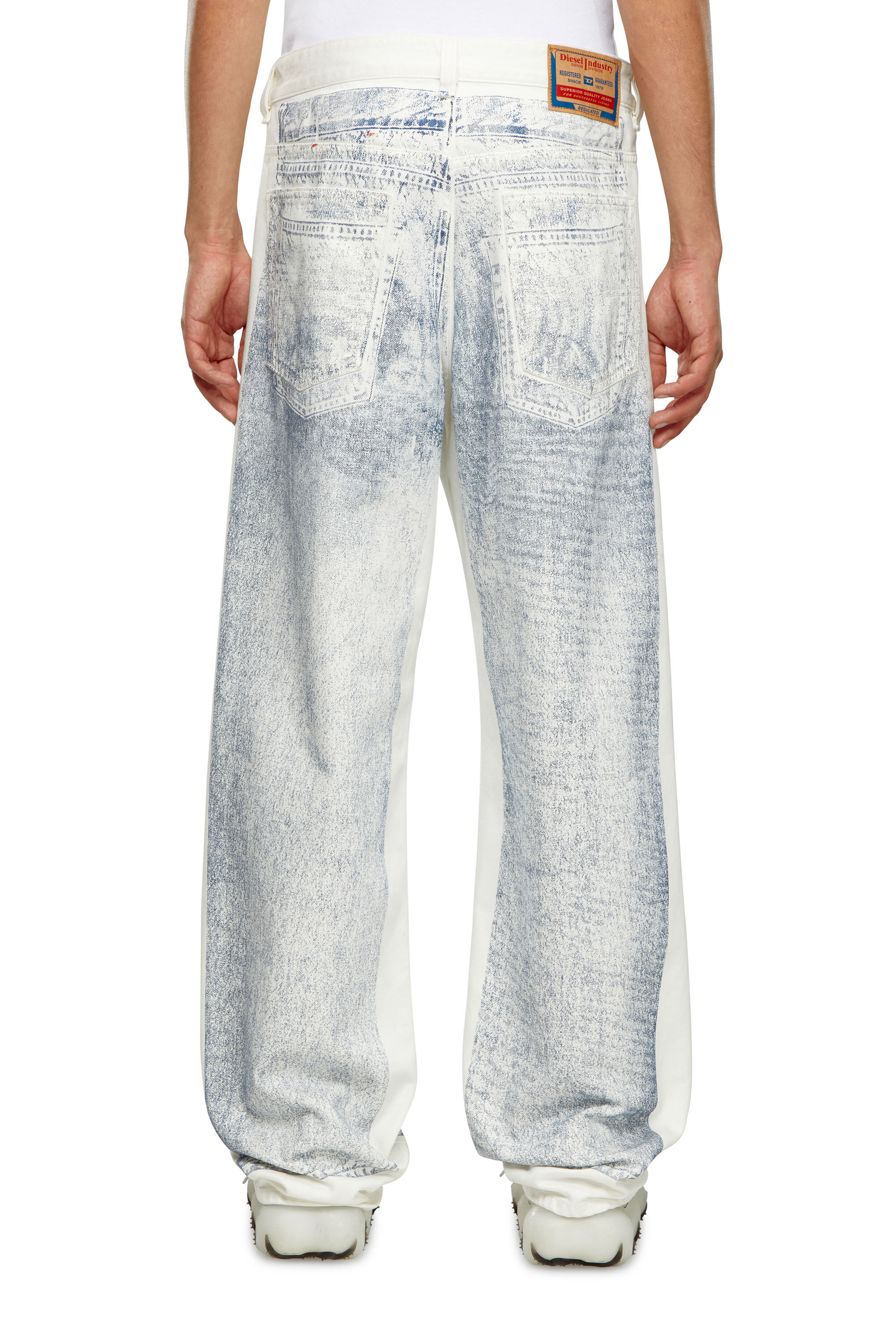 Diesel - Male's Relaxed Jeans 2001 D-Macro 09I73, White - 4