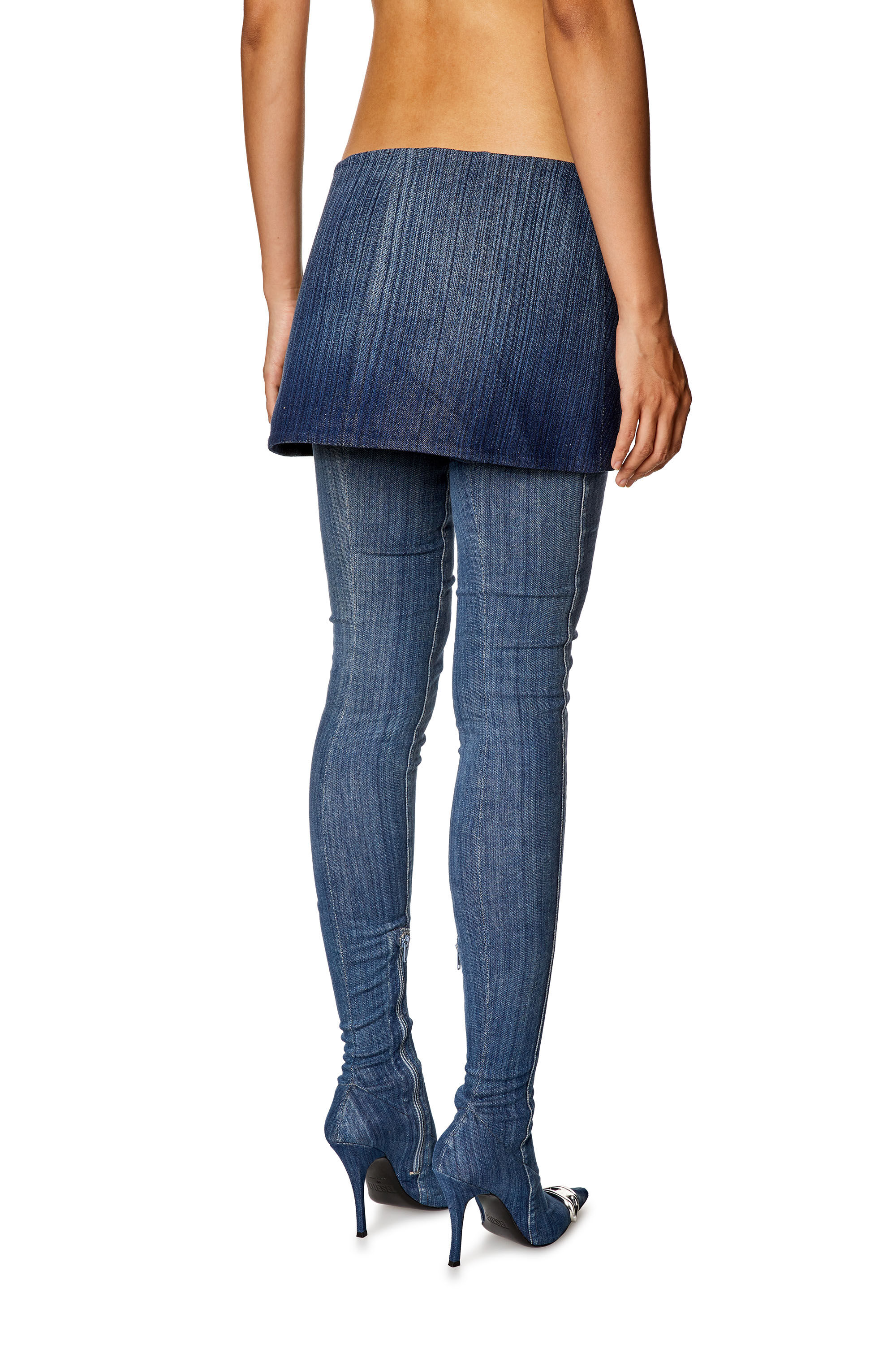 Diesel - DE-LORI-FSD, Jupe-ceinture en denim strié Femme in Bleu - 4