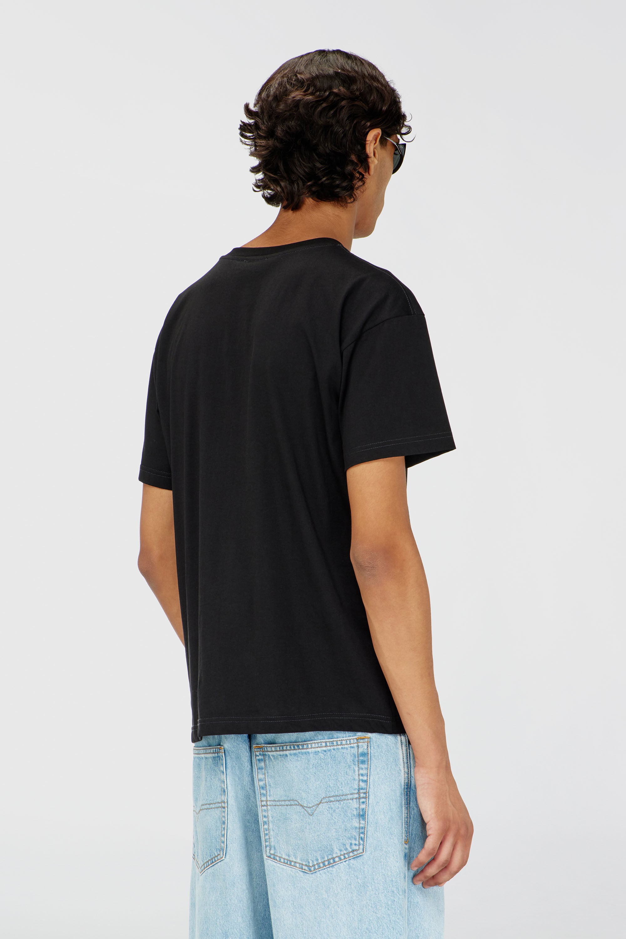 Diesel - T-NORM-PIPING, Male's T-shirt with contrast piping in Black - 4