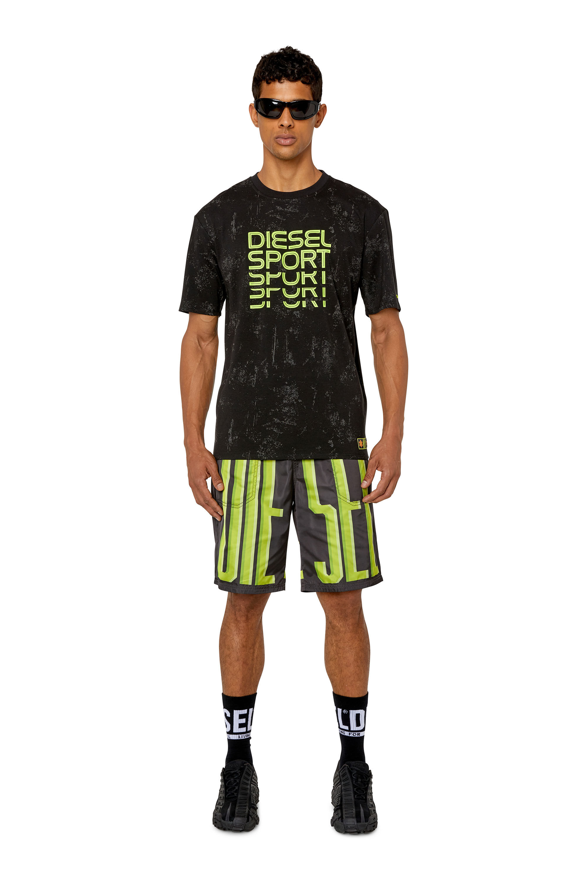 Diesel - AMTEE-DUNCAN-HT16, Male's T-shirt with reflective details in Black - 1
