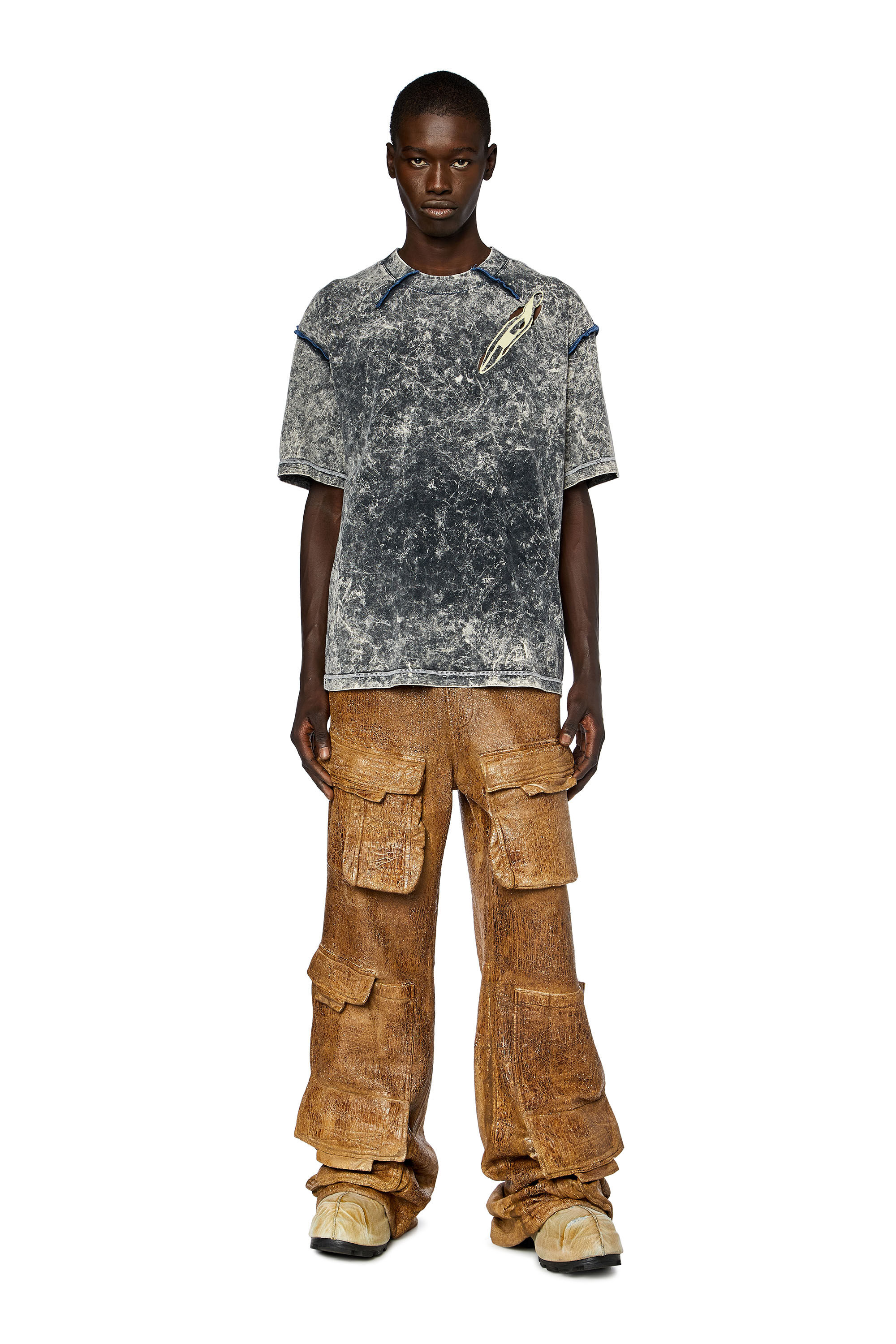 Diesel - T-WASHVOLKK, Male's T-shirt with marbled effect in Black - 1