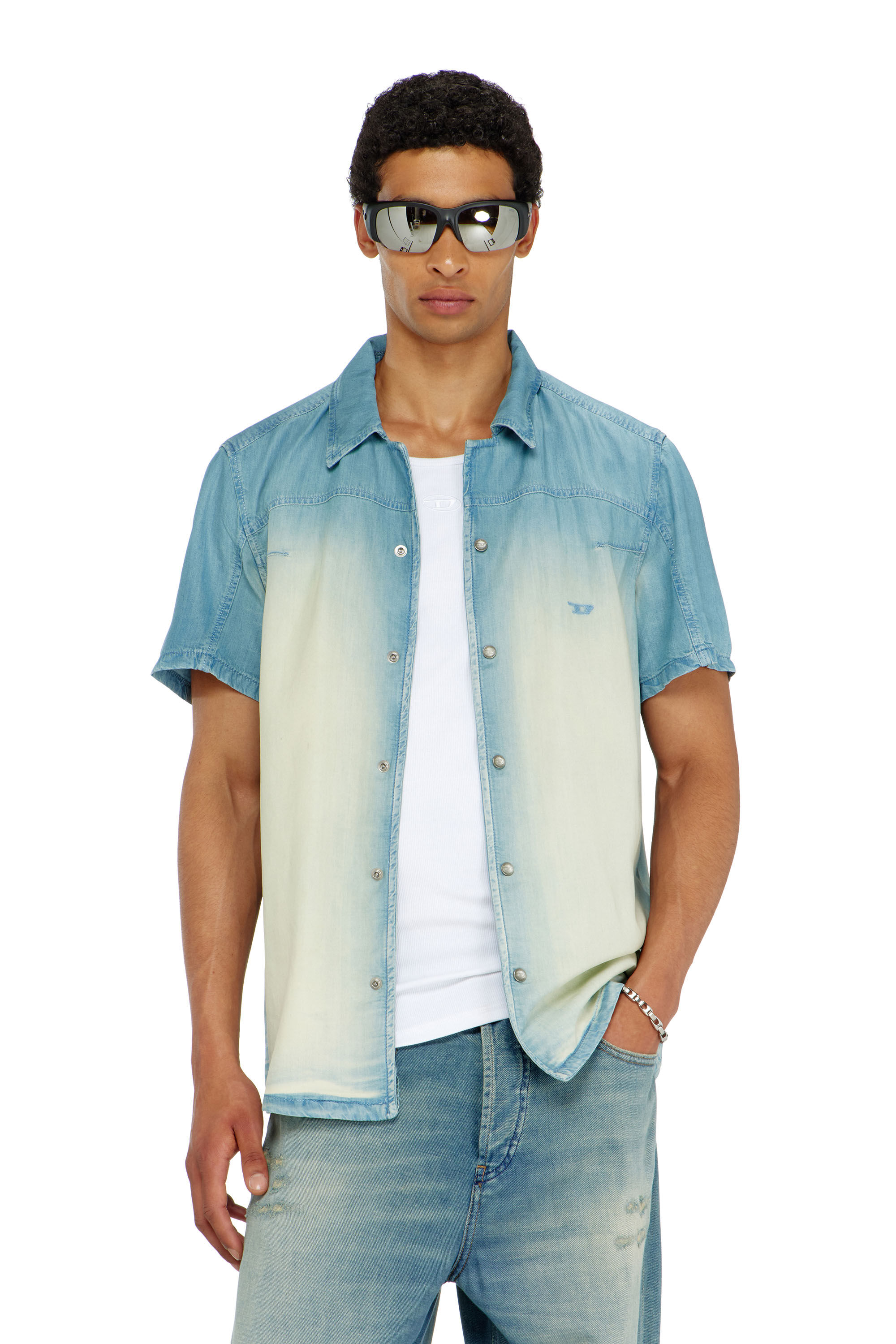Diesel - D-CLARIVO-S, Camisa de manga corta en denim fluido con lavado oscuro Hombre in ToBeDefined - 2