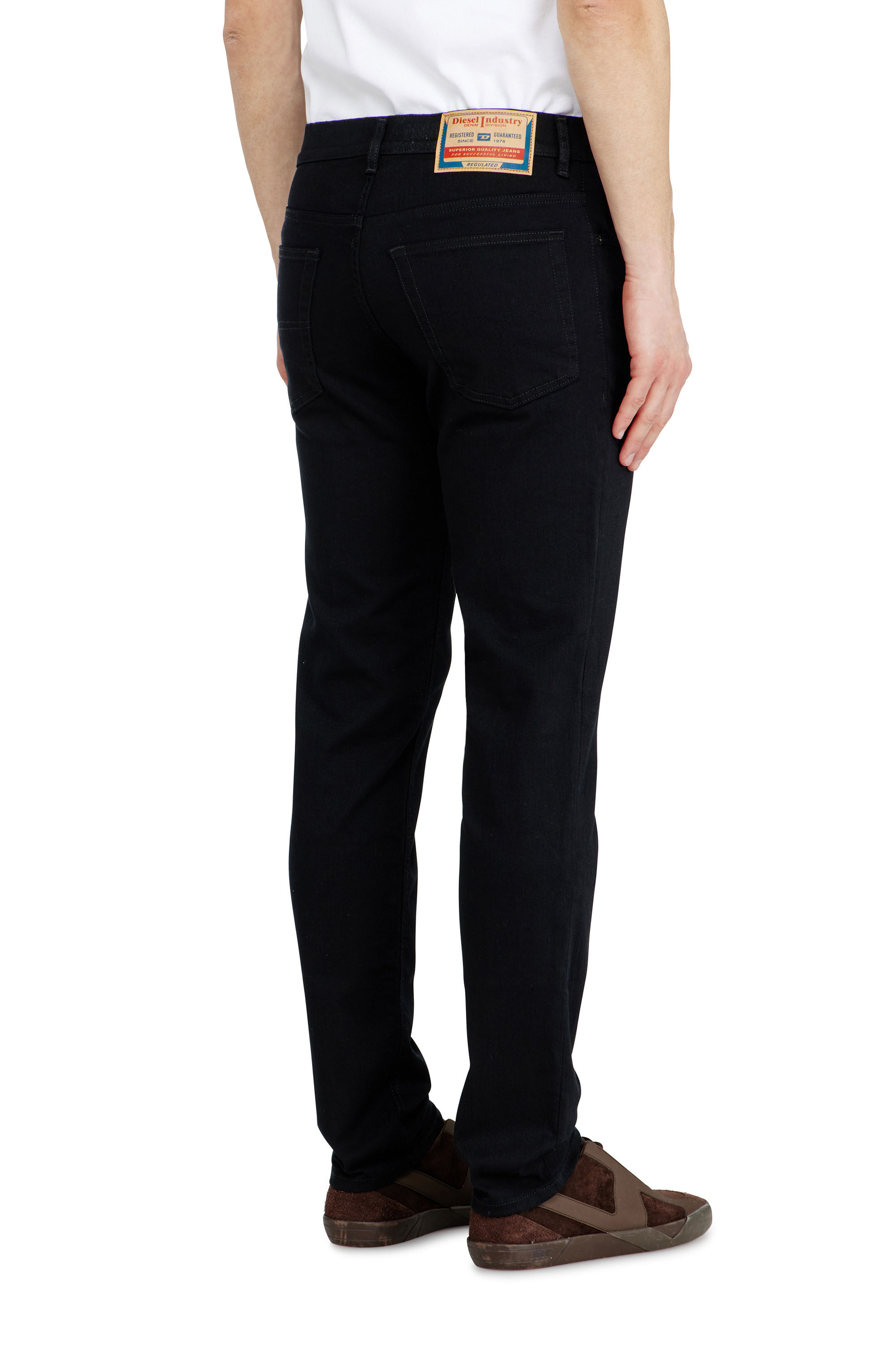 Diesel - Regular Jeans 1985 Larkee 0688H Hombre, Negro/Gris oscuro - 5