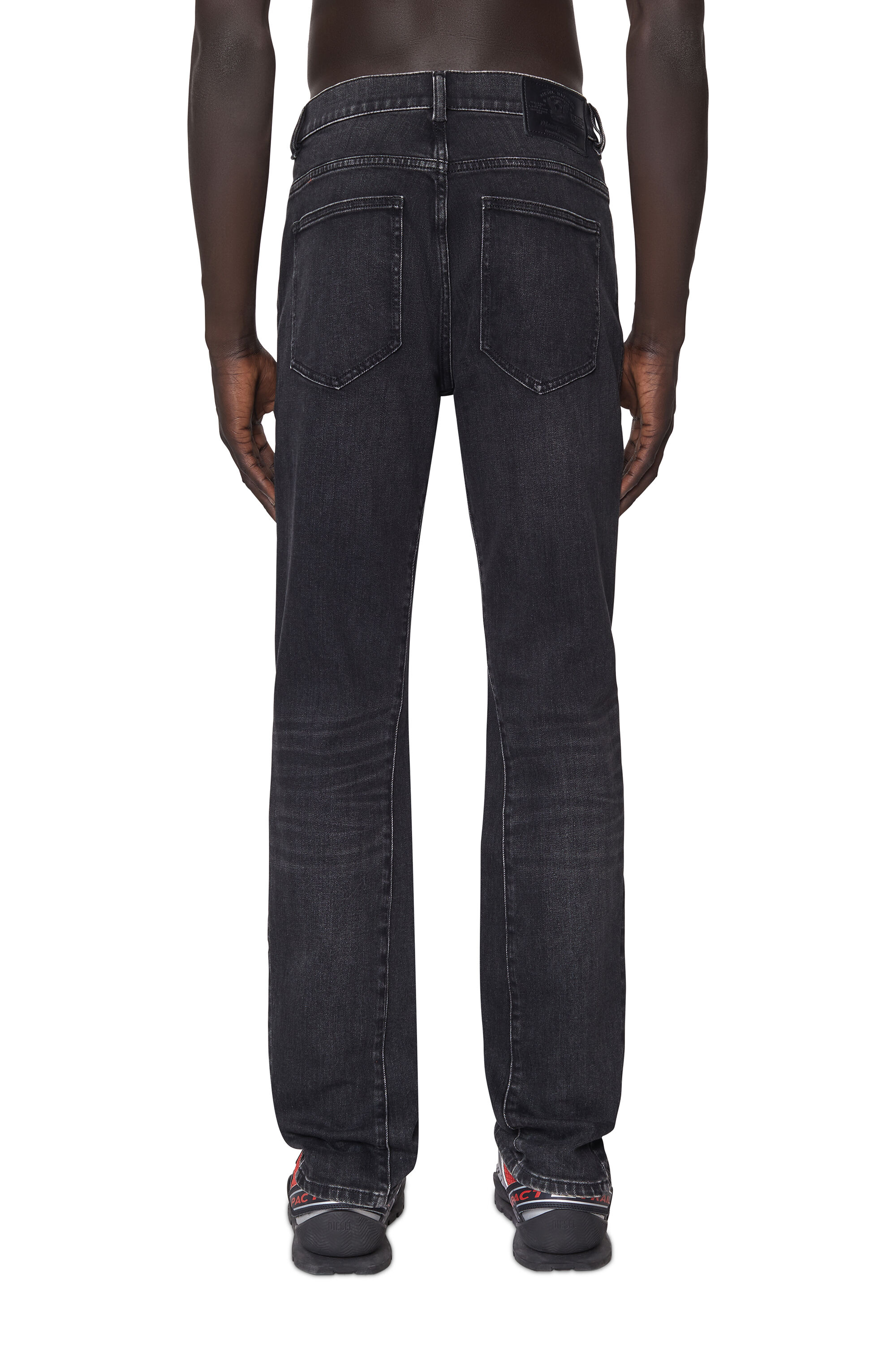 Diesel - Bootcut Jeans 2021 D-Vocs 09B83 Homme, Noir/Gris foncé - Image 4