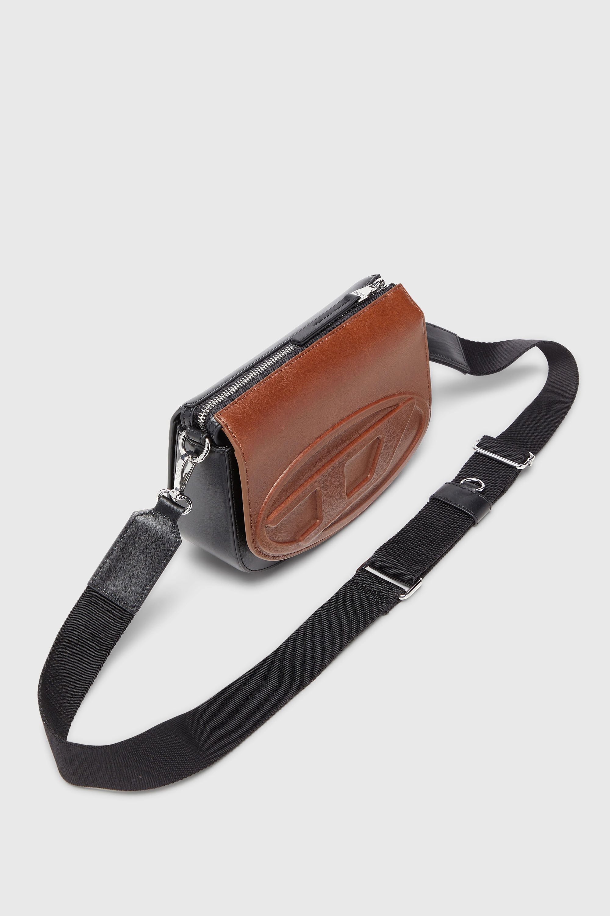 Diesel - 1DR CAMERA BAG, 1DR -Bolso bandolera de piel bicolor Unisex in Marr&oacute;n - 5